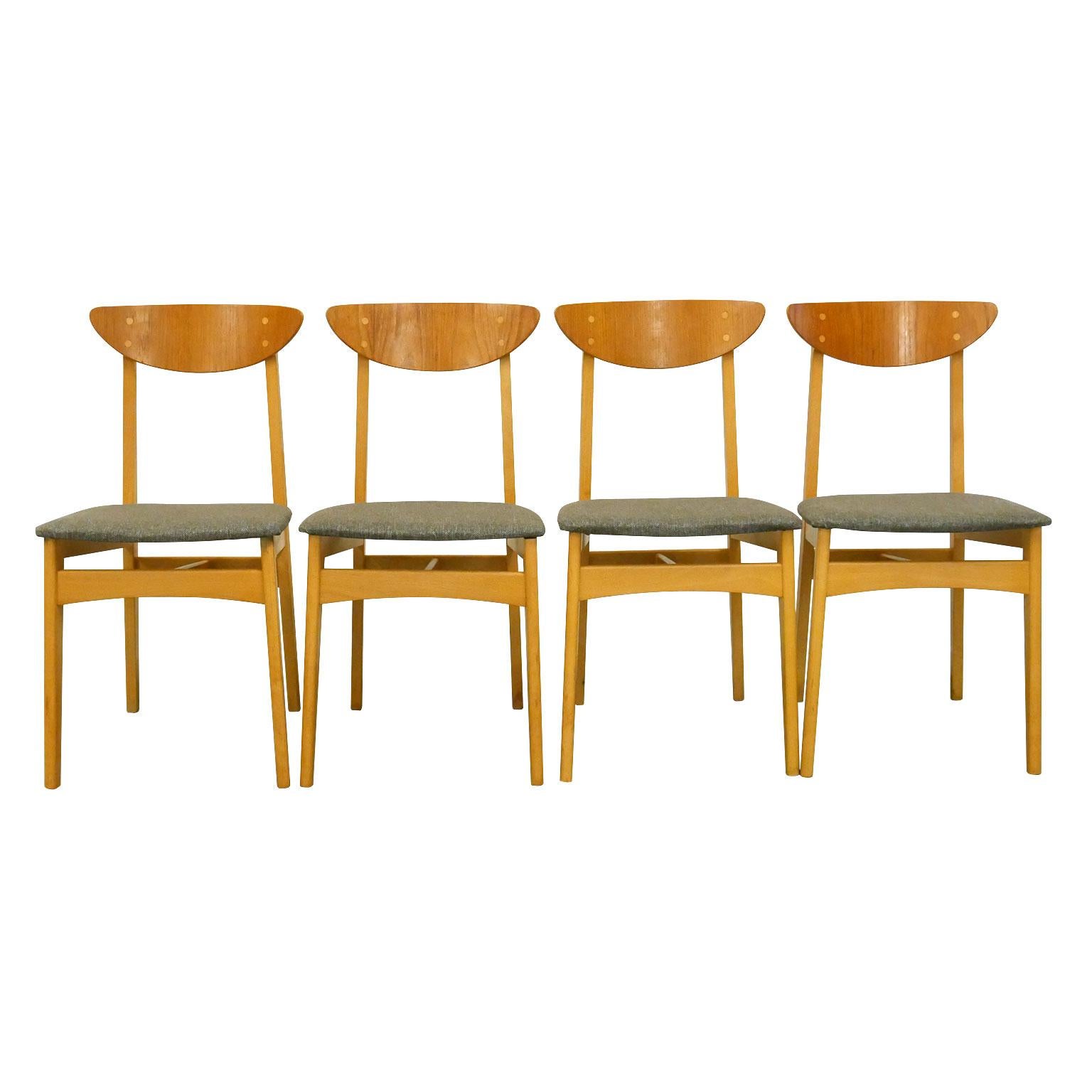 Set of 4 Scandinavian Midcentury Dining Chairs