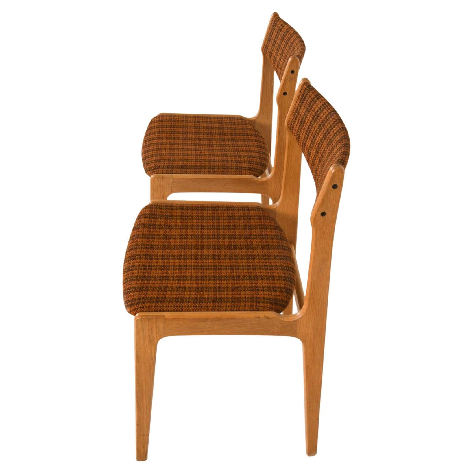Juego de 4 sillas de comedor modernas escandinavas de roble de Erik Buch Danés en venta