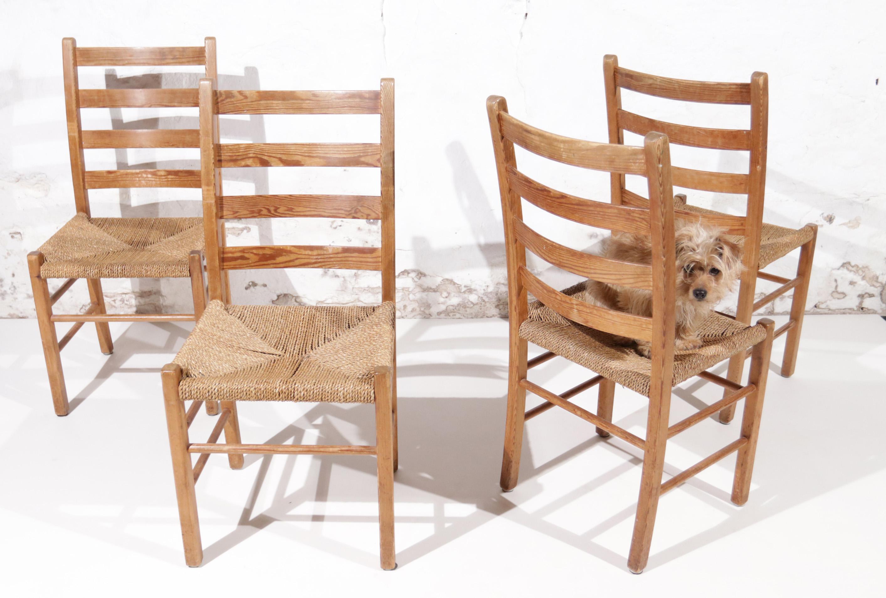 4 Scandinavian Mid century Pine and Seagrass Chairs For Sale 10