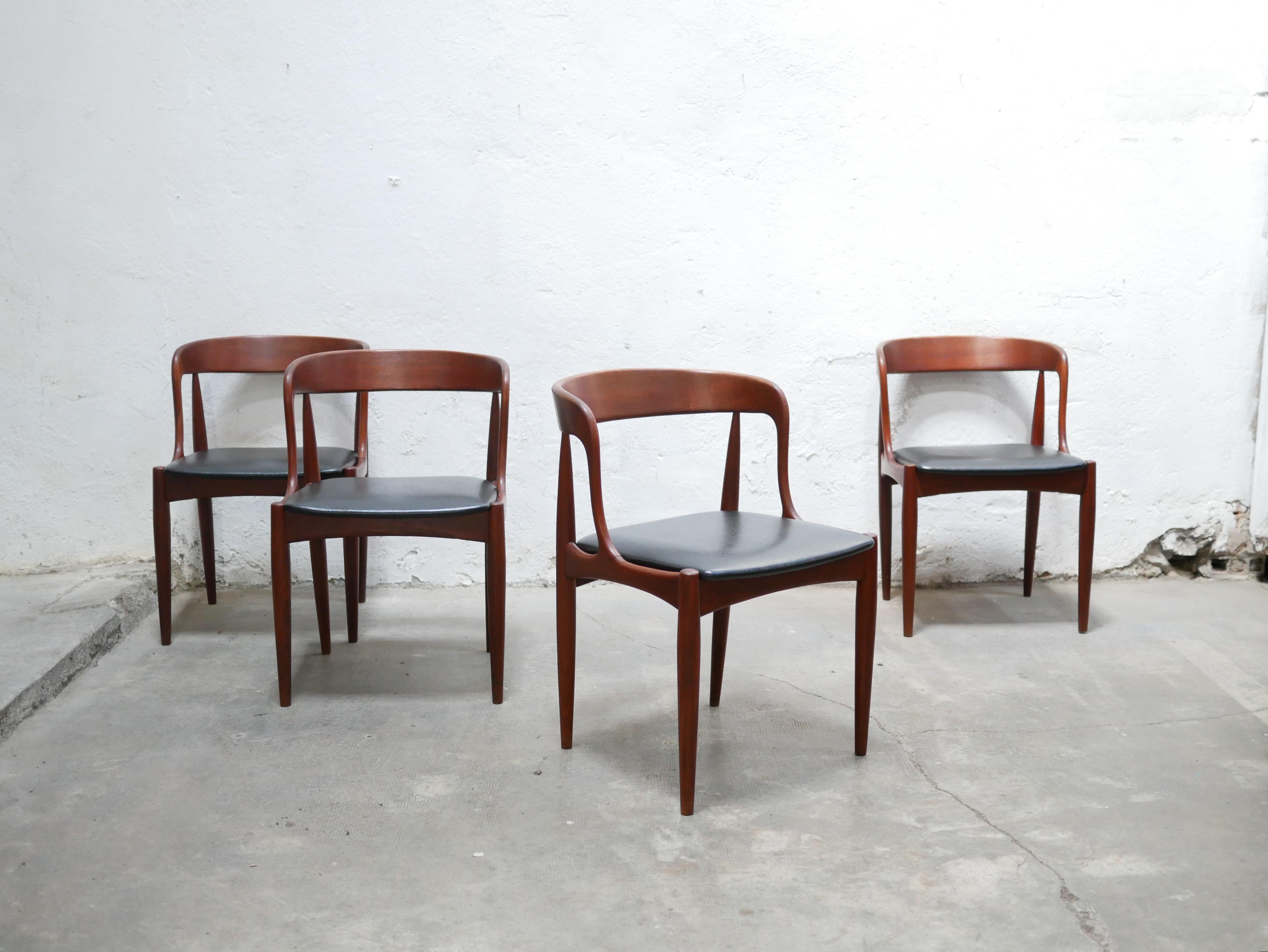 Ensemble de 4 chaises scandinaves en teck de J. Andersen pour Uldum Mobelfabrik en vente 6