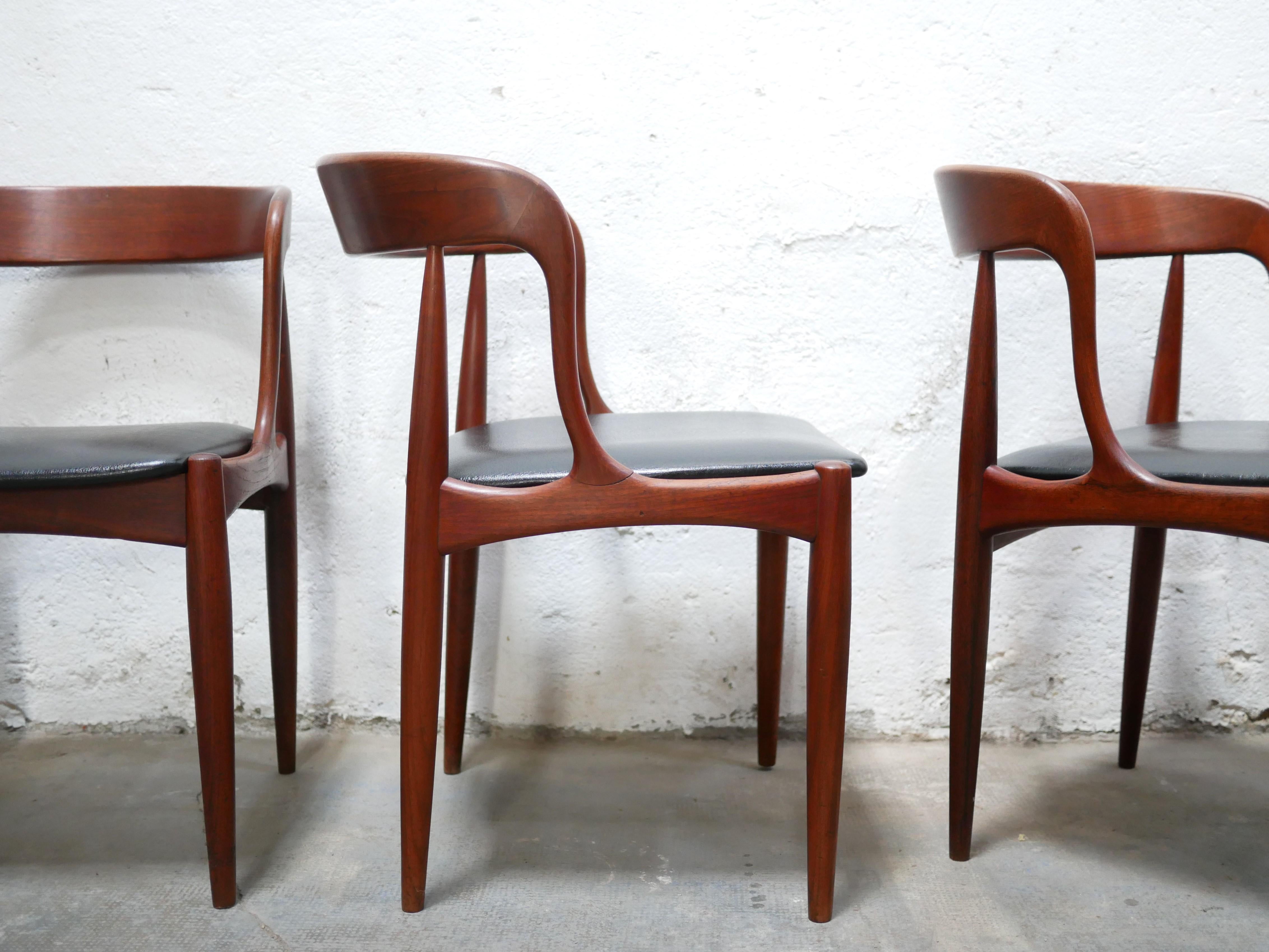 Set of 4 Scandinavian teak chairs by J. Andersen for Uldum Mobelfabrik For Sale 11