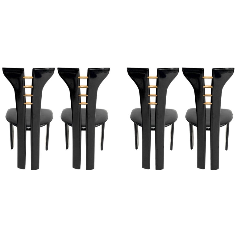 Set of 4 Sculptural 1970s Black Lacquer Pierre Cardin Chairs with Leather Seats 1