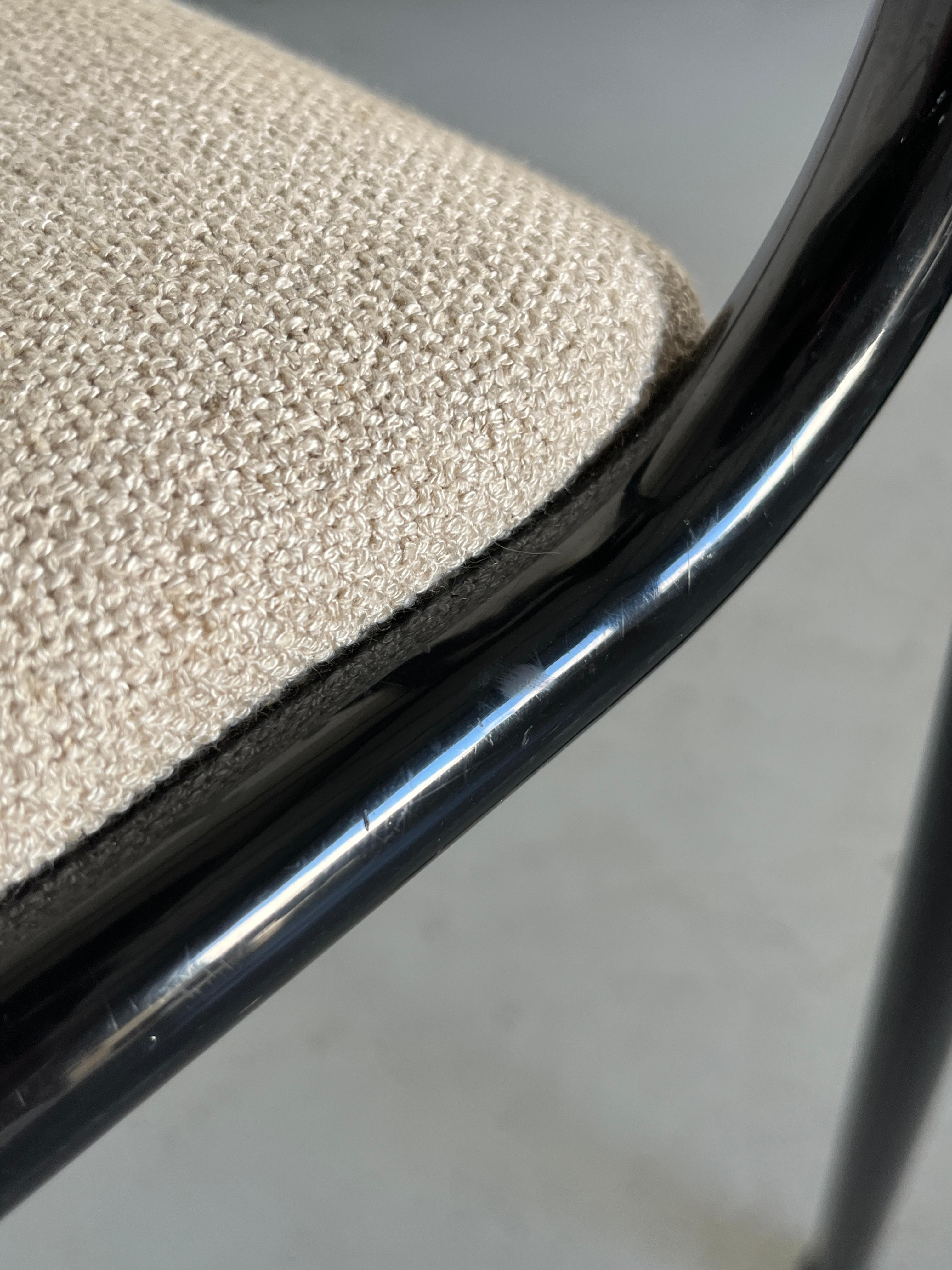 Set of 4 Sculptural Minimalist Stackable Dining Chairs, 1980s Italy 7