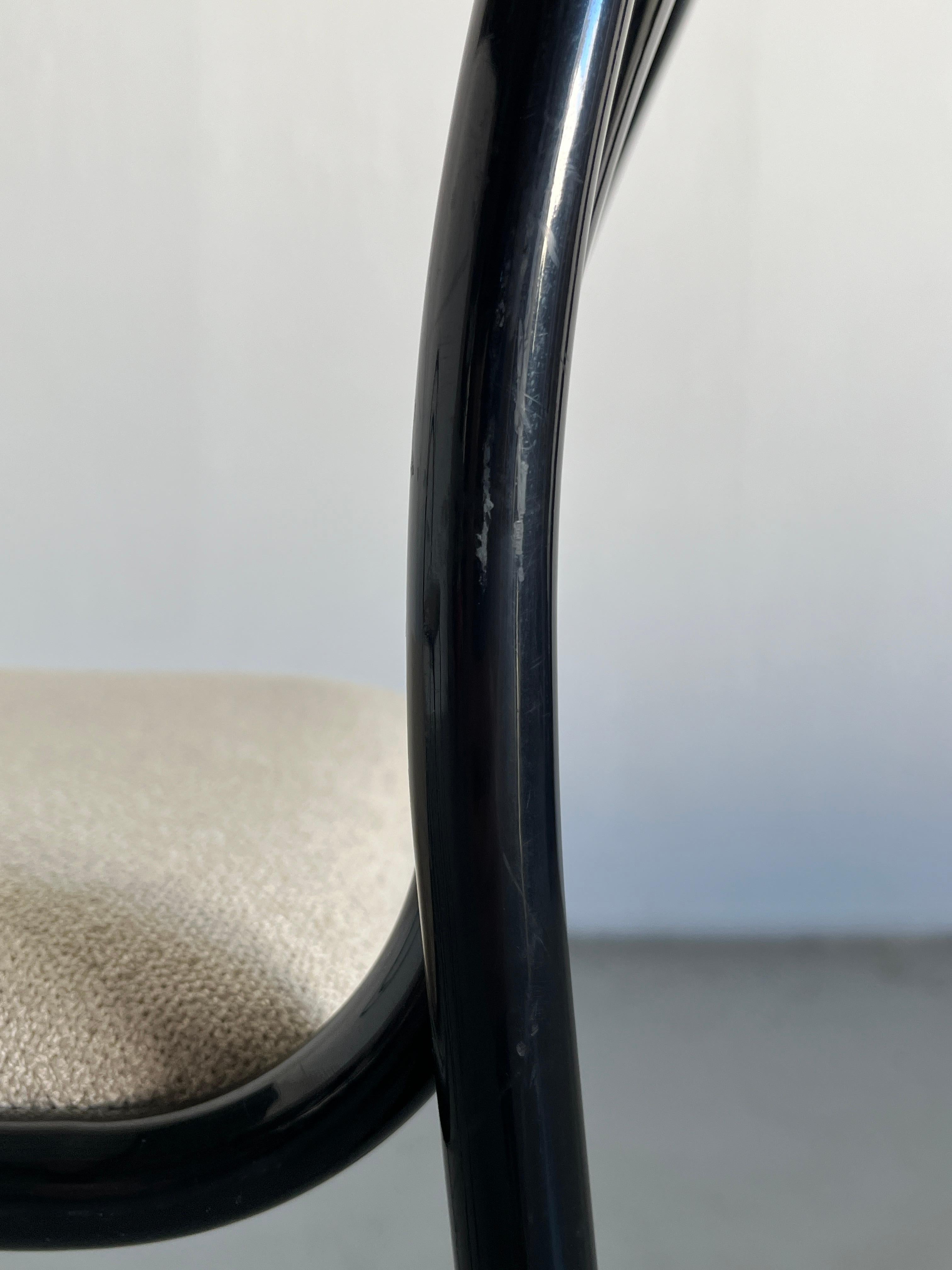 Set of 4 Sculptural Minimalist Stackable Dining Chairs, 1980s Italy 8