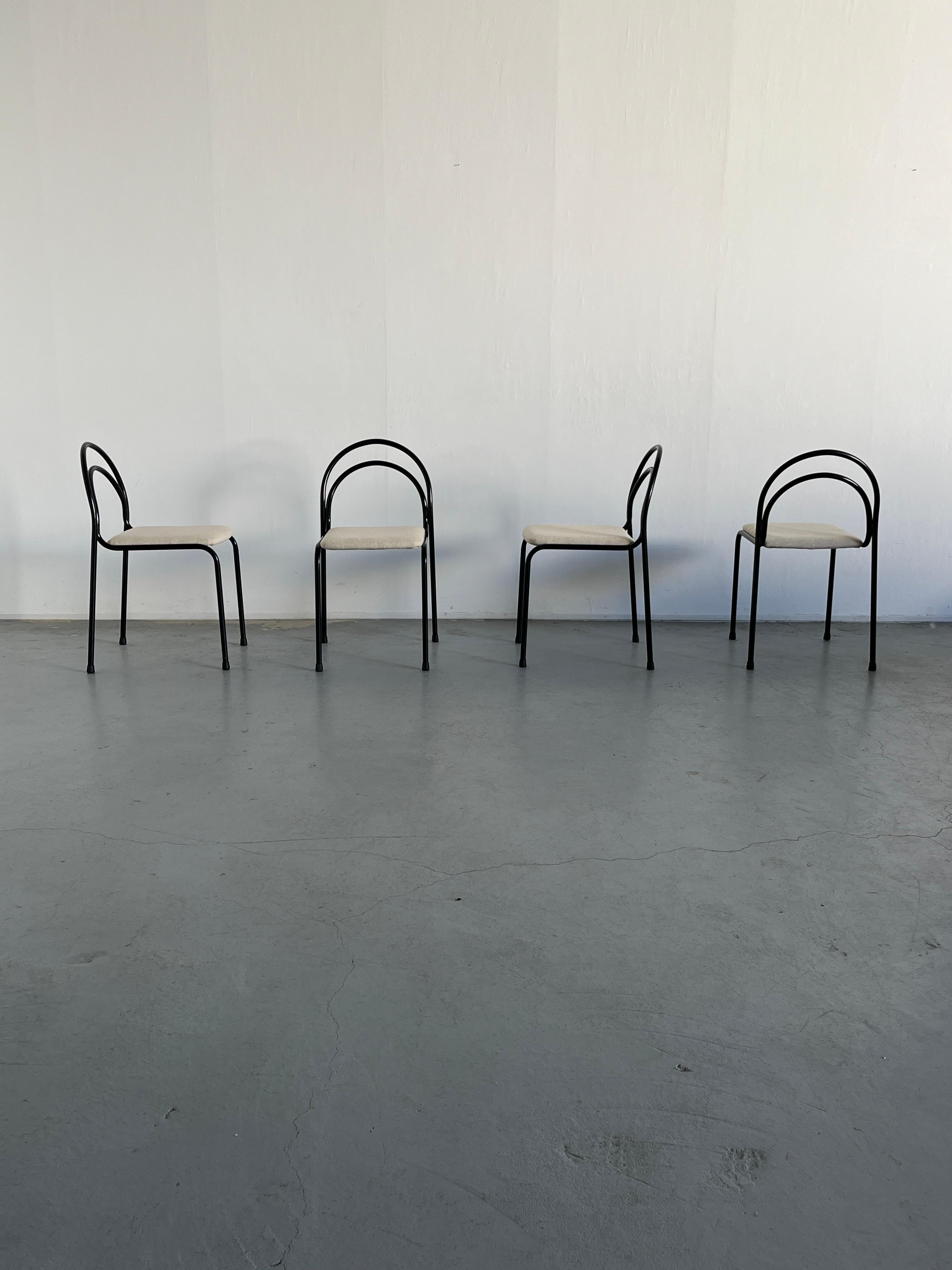 Italian Set of 4 Sculptural Minimalist Stackable Dining Chairs, 1980s Italy
