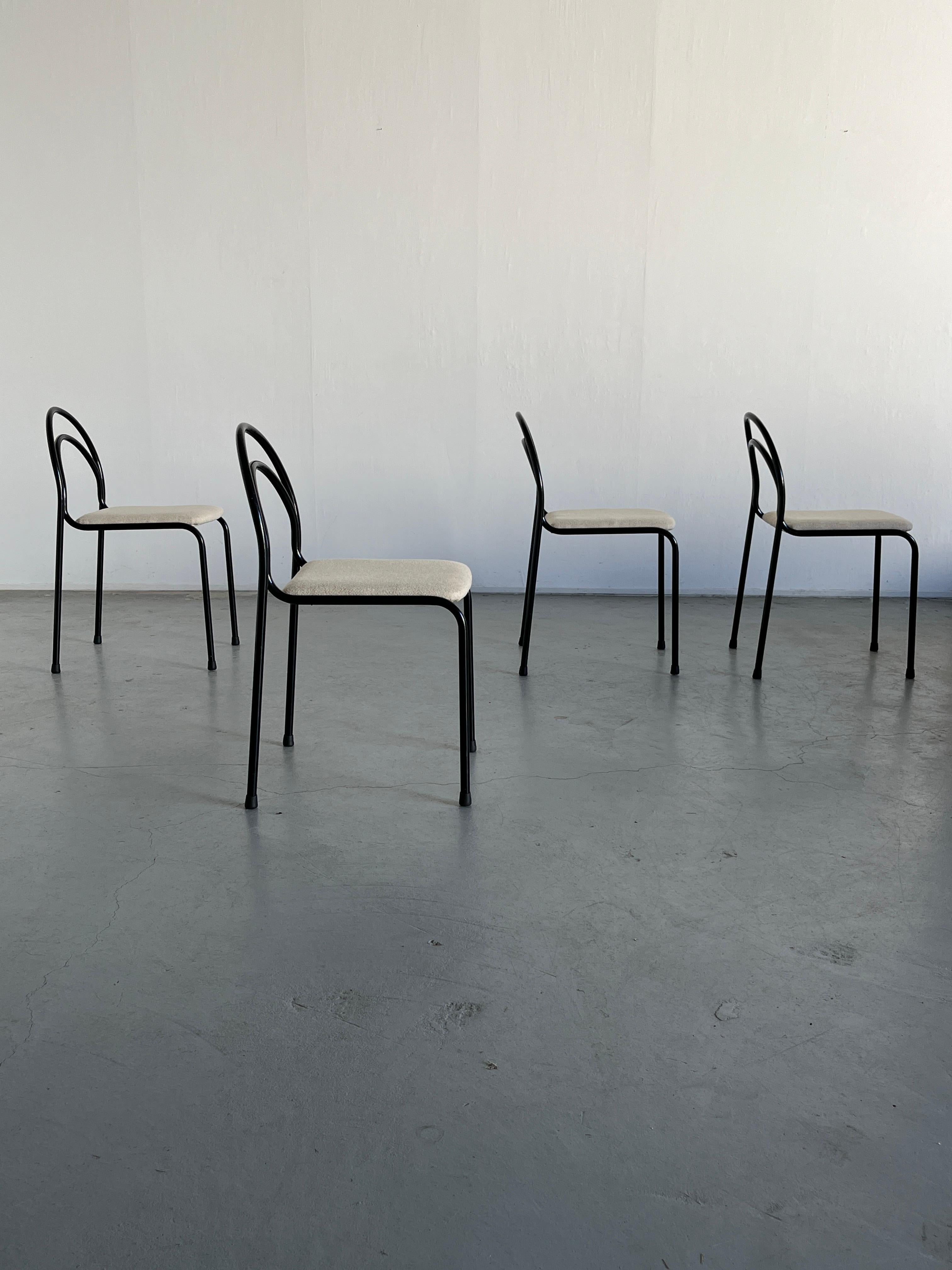 Set of 4 Sculptural Minimalist Stackable Dining Chairs, 1980s Italy 1