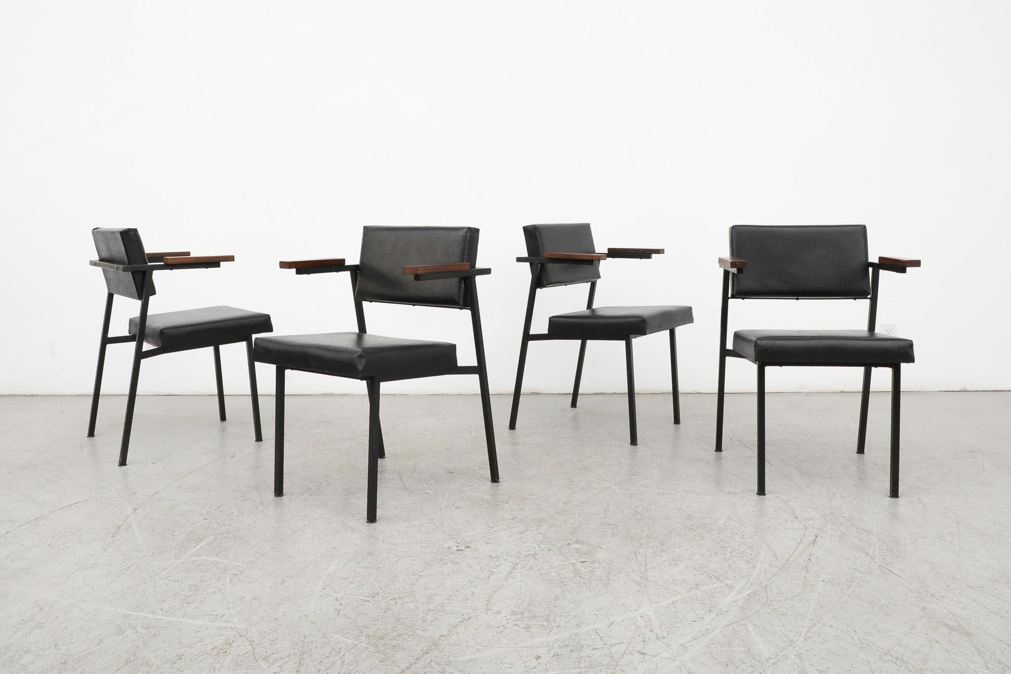 Mid-Century Modern Ensemble de 4 chaises de salle à manger 'SE 69' de Martin Visser pour 't Spectrum 1959 en vente