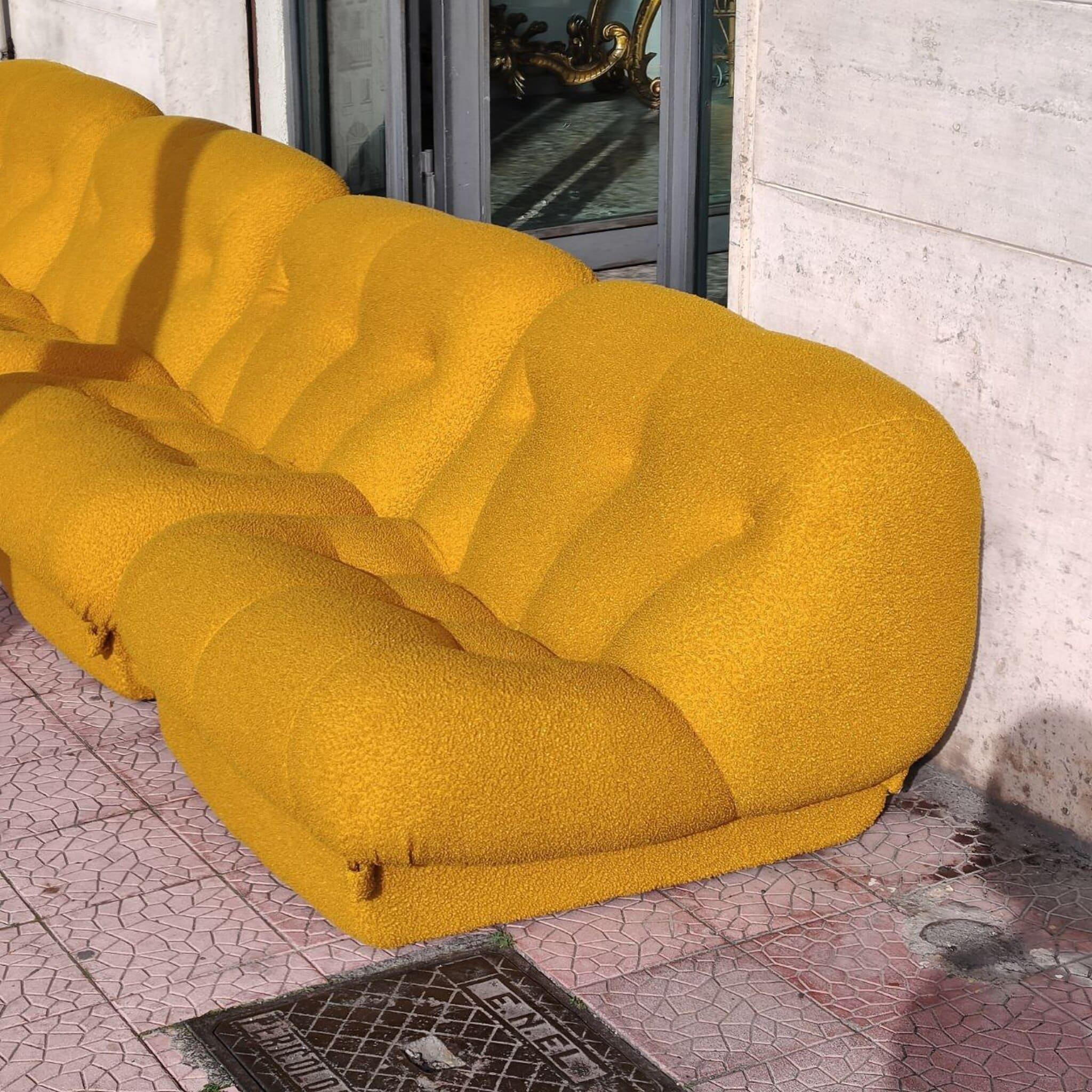 Set of 4 seater modular sofa Rino Maturi for Mimo Padova Nuvolone, Italy 70s In Good Condition For Sale In Nicolosi, IT
