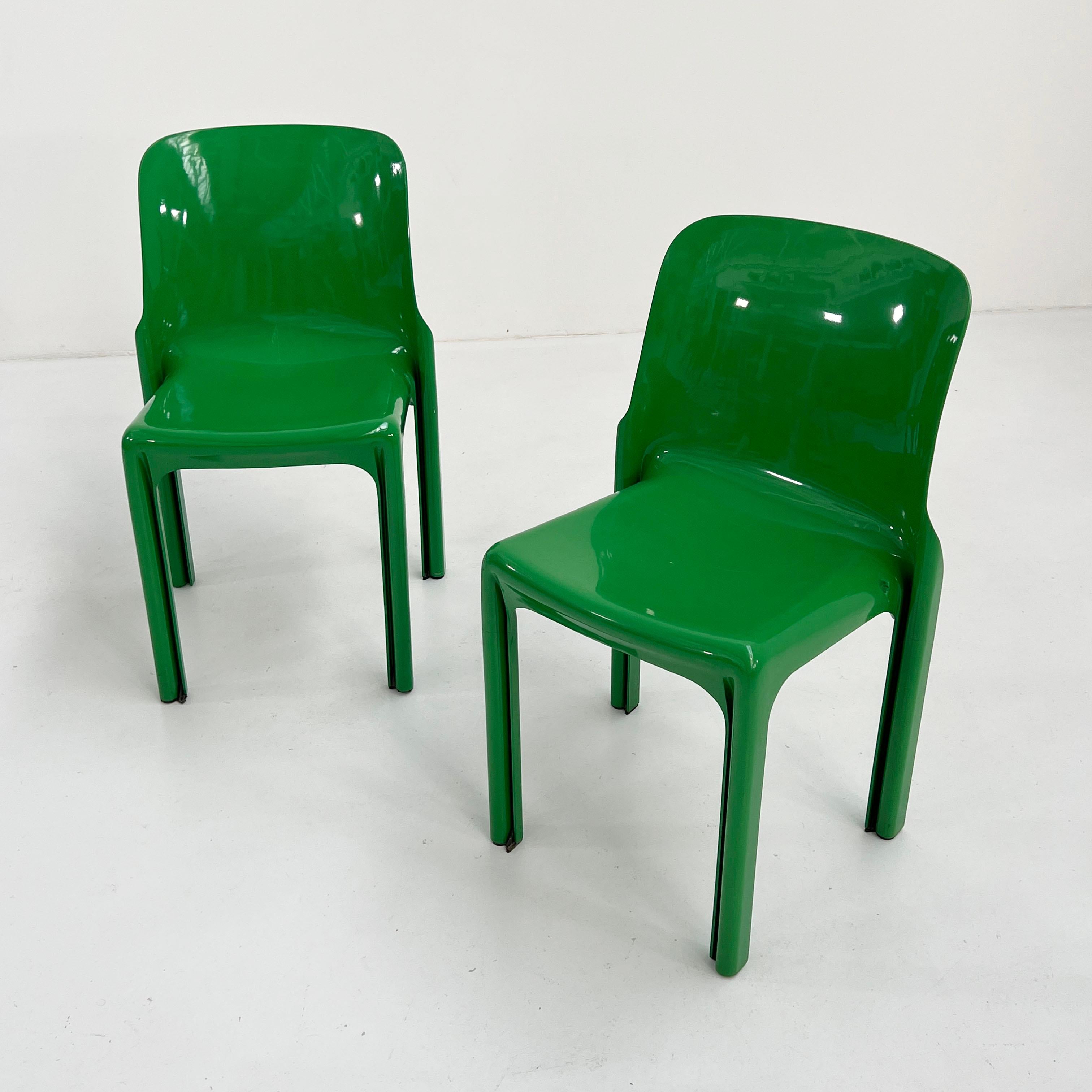 Italiano Set di 4 sedie Selene di Vico Magistretti per Artemide, anni '70