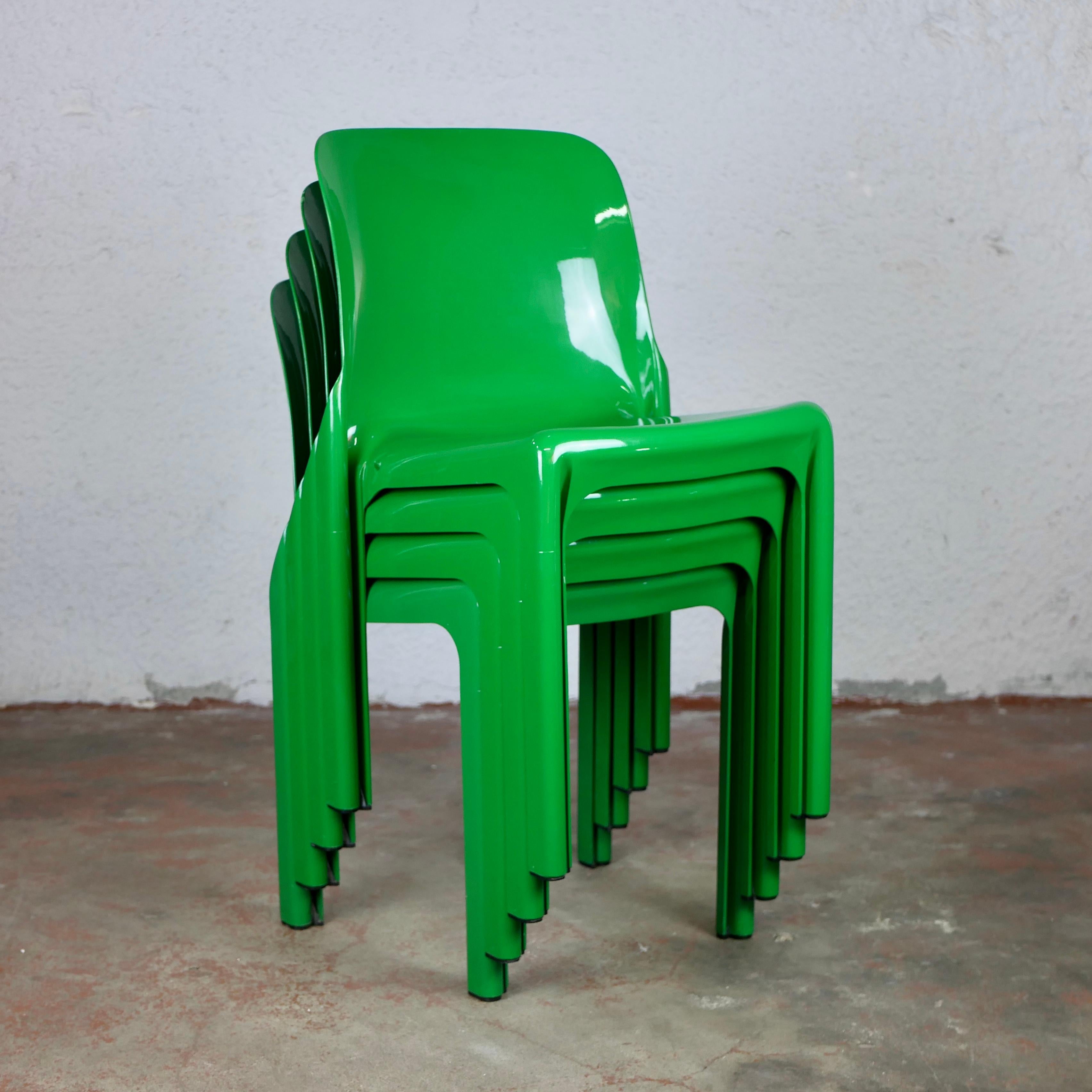 Italian Set of 4 Selene Green Chairs by Vico Magistretti for Artemide