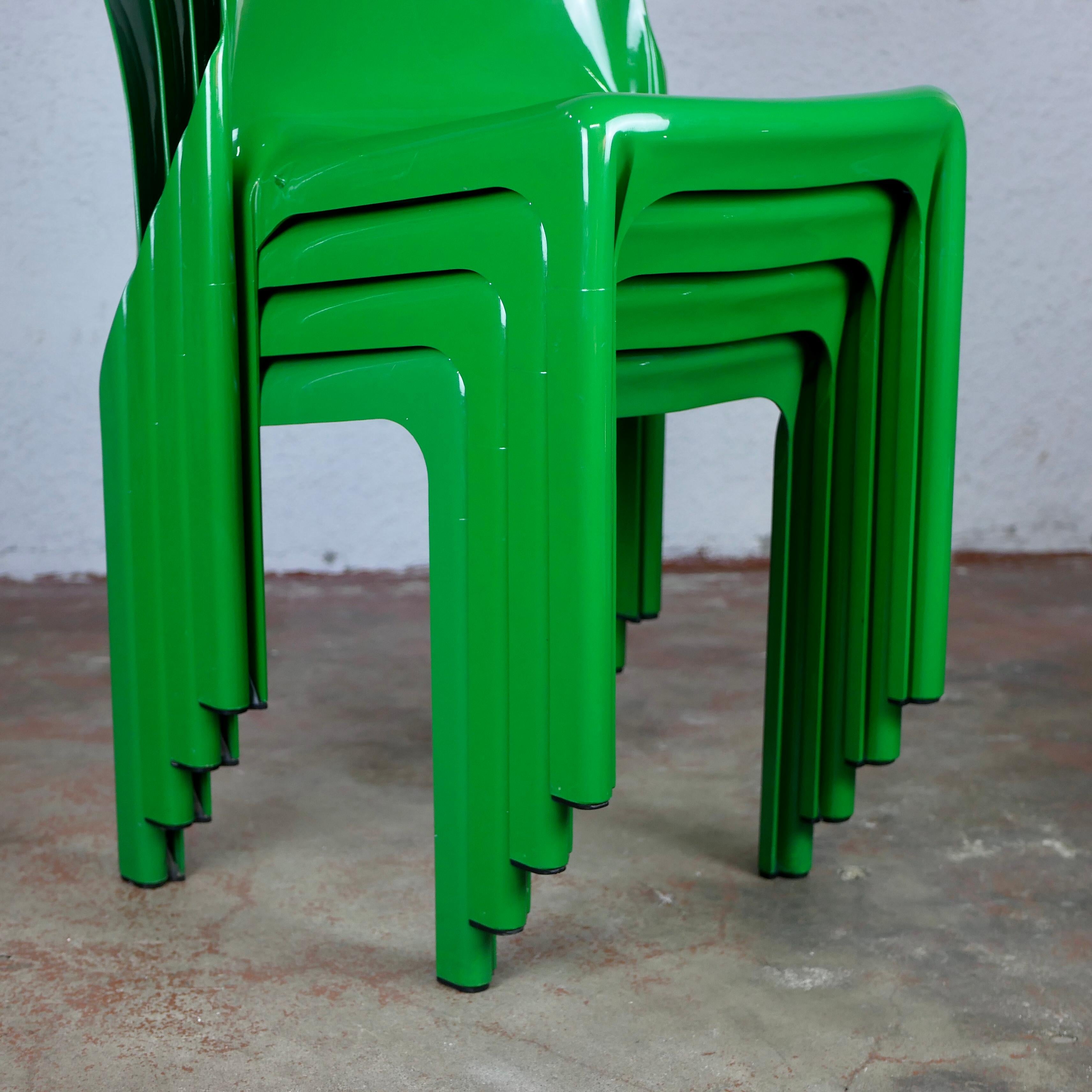 Set of 4 Selene Green Chairs by Vico Magistretti for Artemide In Good Condition In Lyon, FR