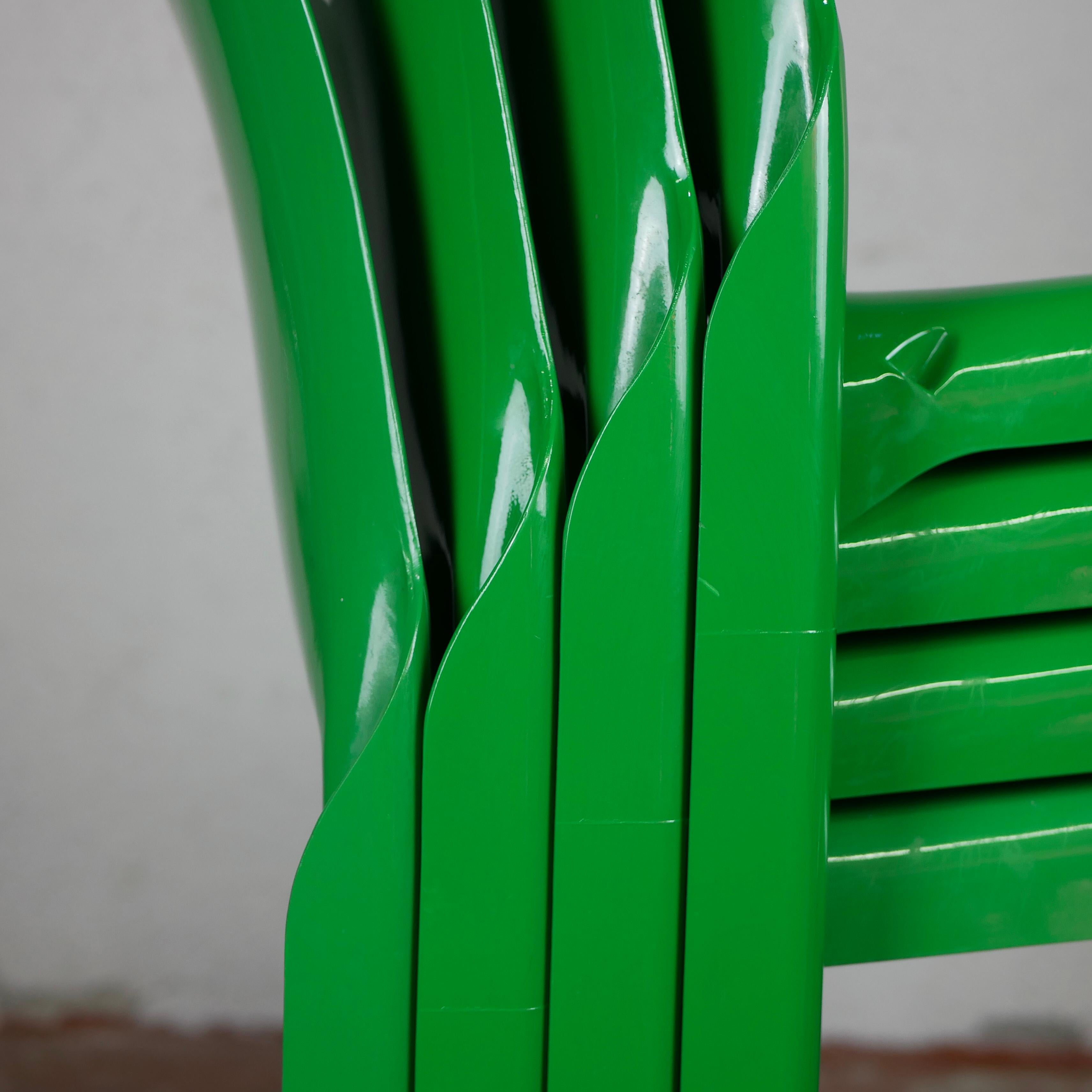 Plastic Set of 4 Selene Green Chairs by Vico Magistretti for Artemide