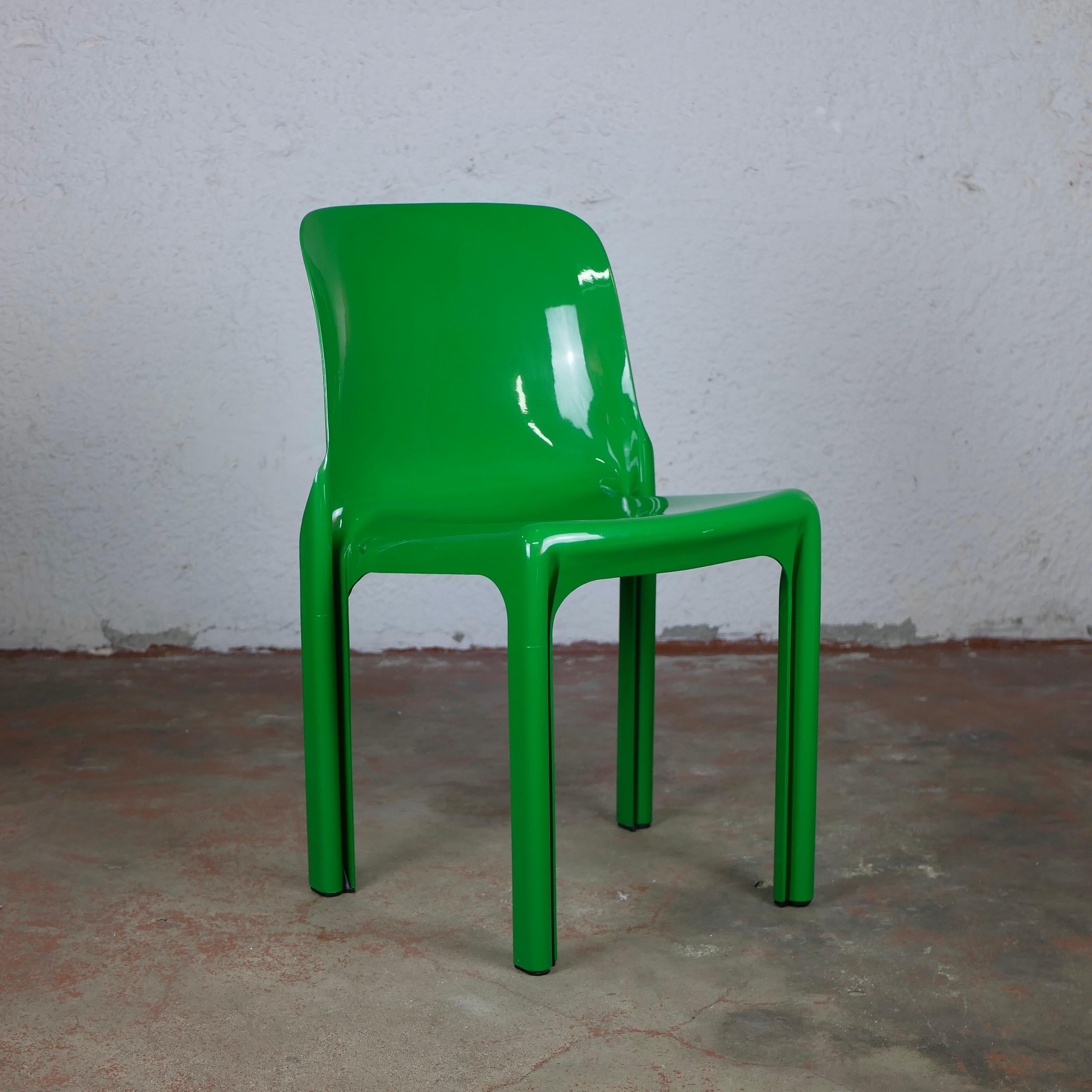 Set of 4 Selene Green Chairs by Vico Magistretti for Artemide 2