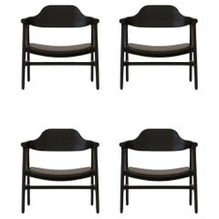 Juego de 4 sillones Sensato de Sebastián Angeles