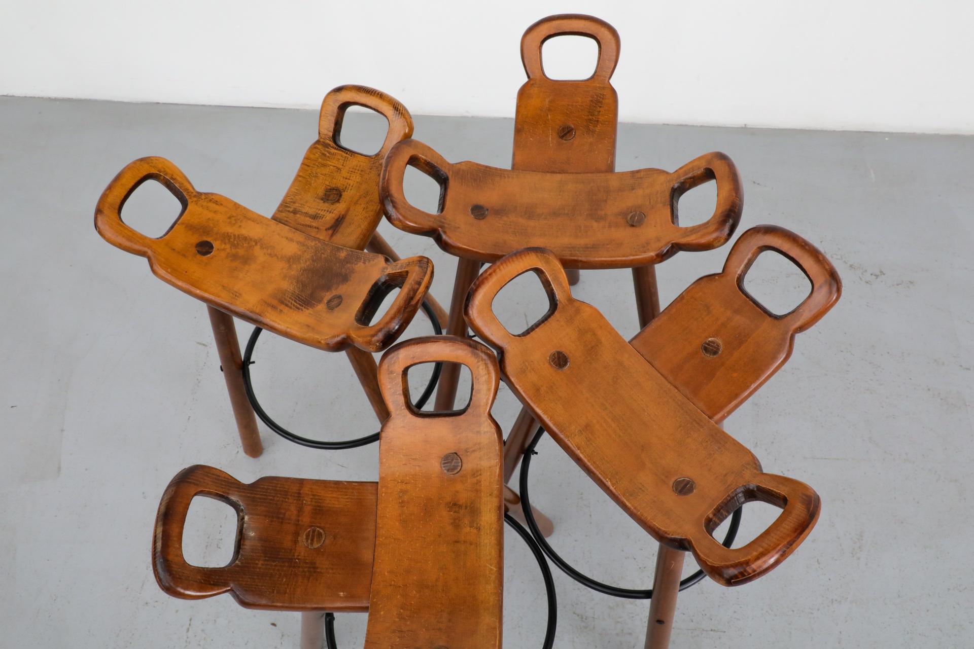 Sculpté Ensemble de 4 tabourets de bar espagnols Marbella de style Sergio Rodrigues, par Confonorm en vente