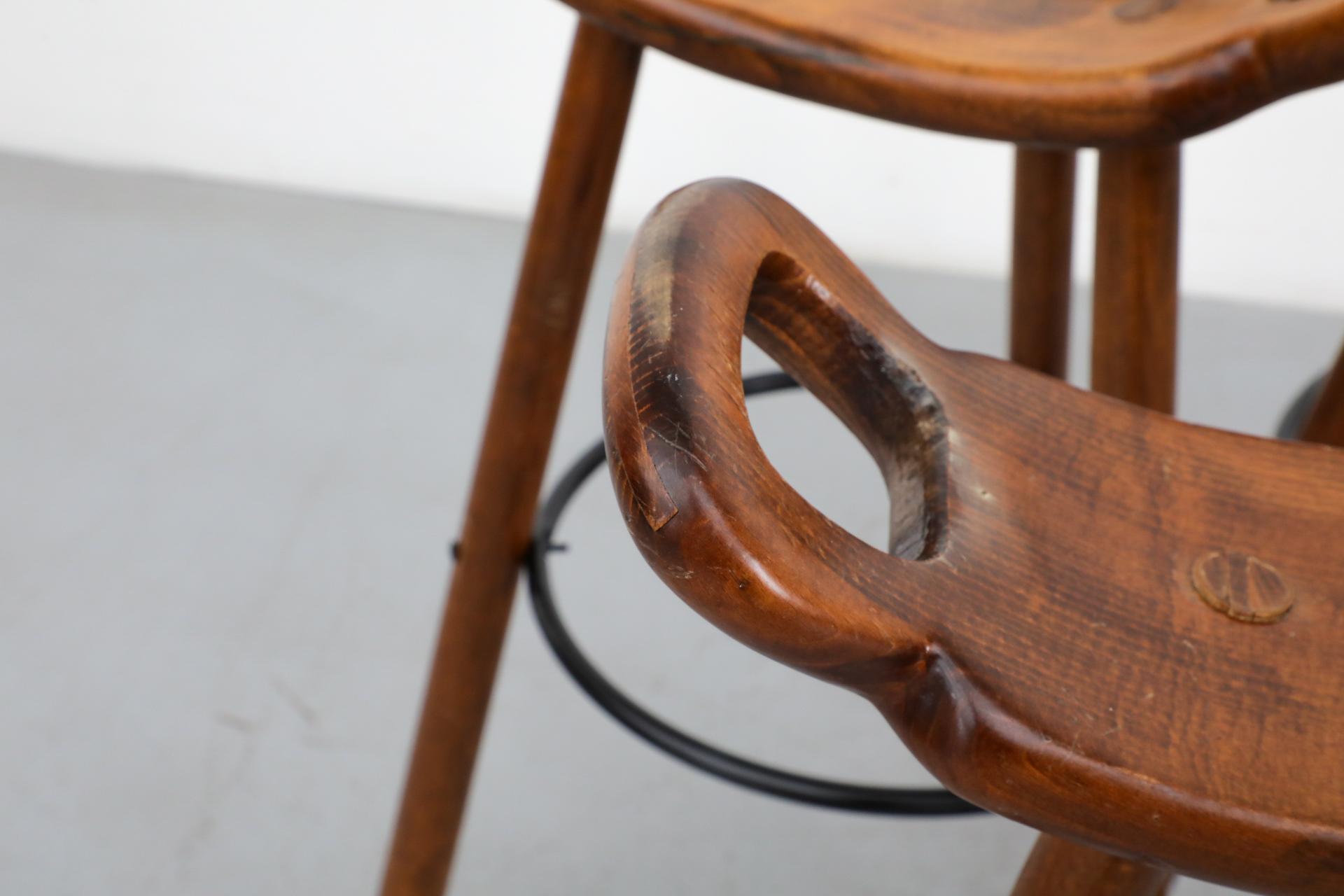 20ième siècle Ensemble de 4 tabourets de bar espagnols Marbella de style Sergio Rodrigues, par Confonorm en vente
