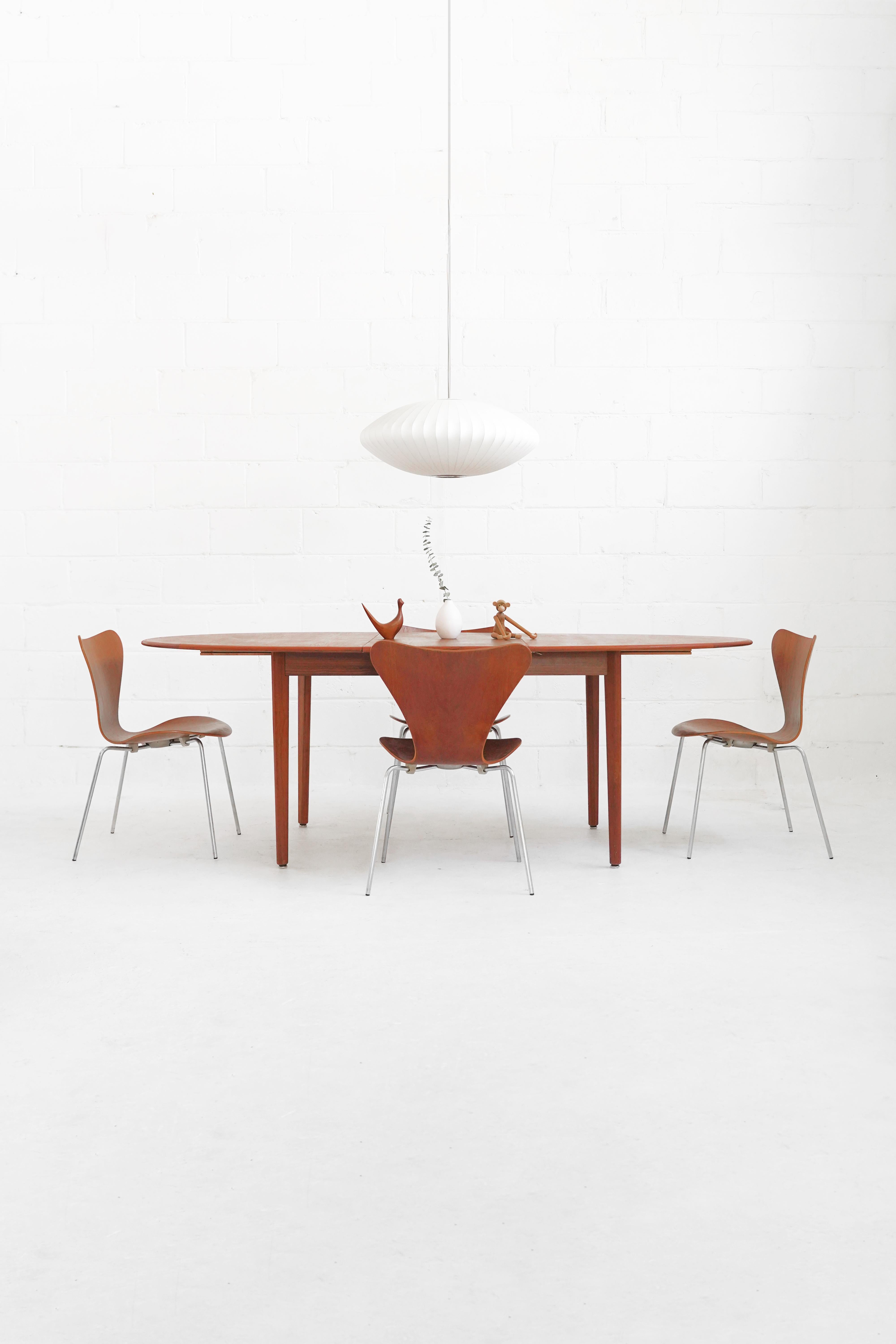 Set of 4 Series 7 Butterfly Chairs in Teak by Arne Jacobsen for Fritz Hansen 8