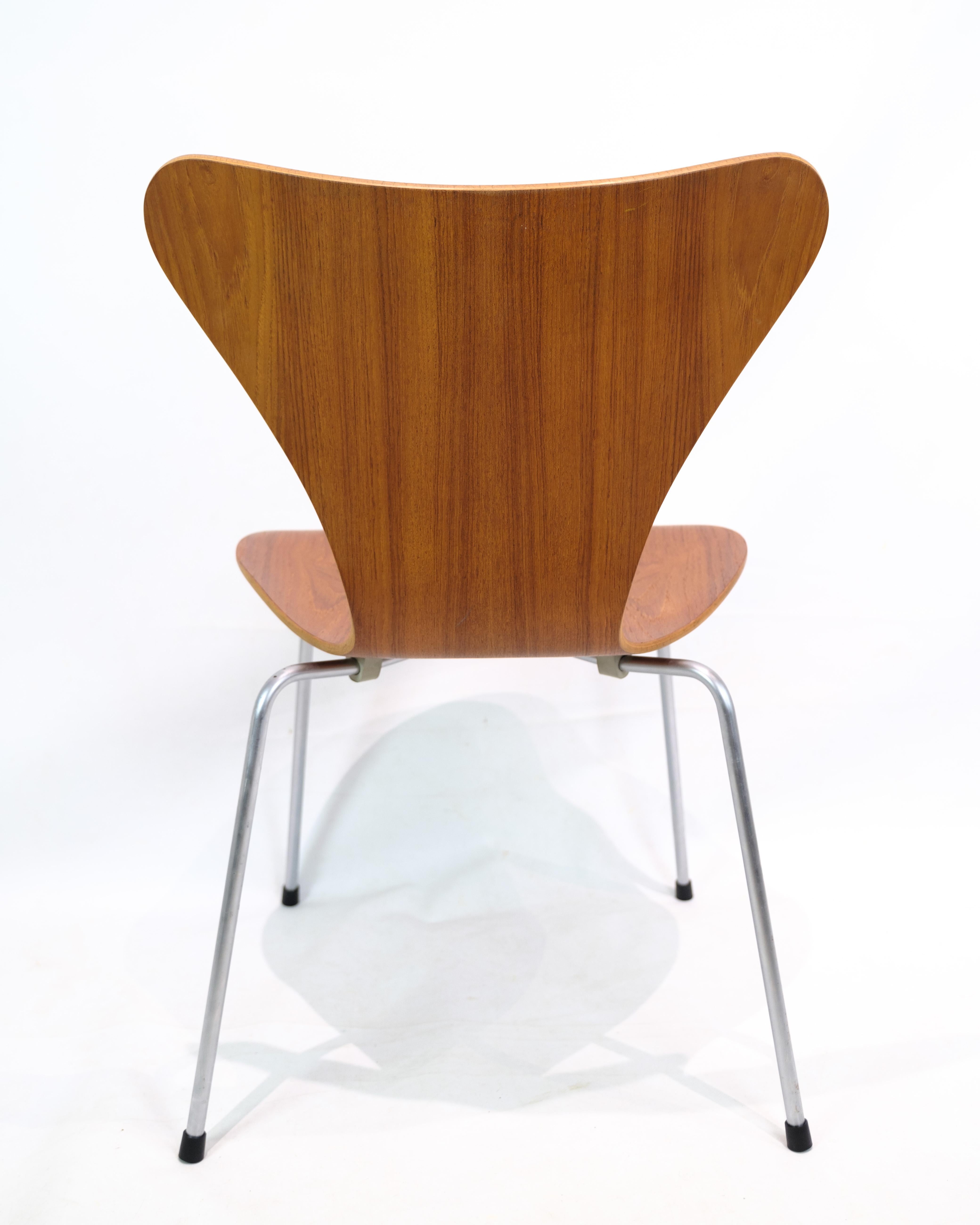 Satz von 4 Sieben Stühlen aus Teakholz von Arne Jacobsen und Fritz Hansen aus dem Jahr 1960 im Zustand „Gut“ im Angebot in Lejre, DK