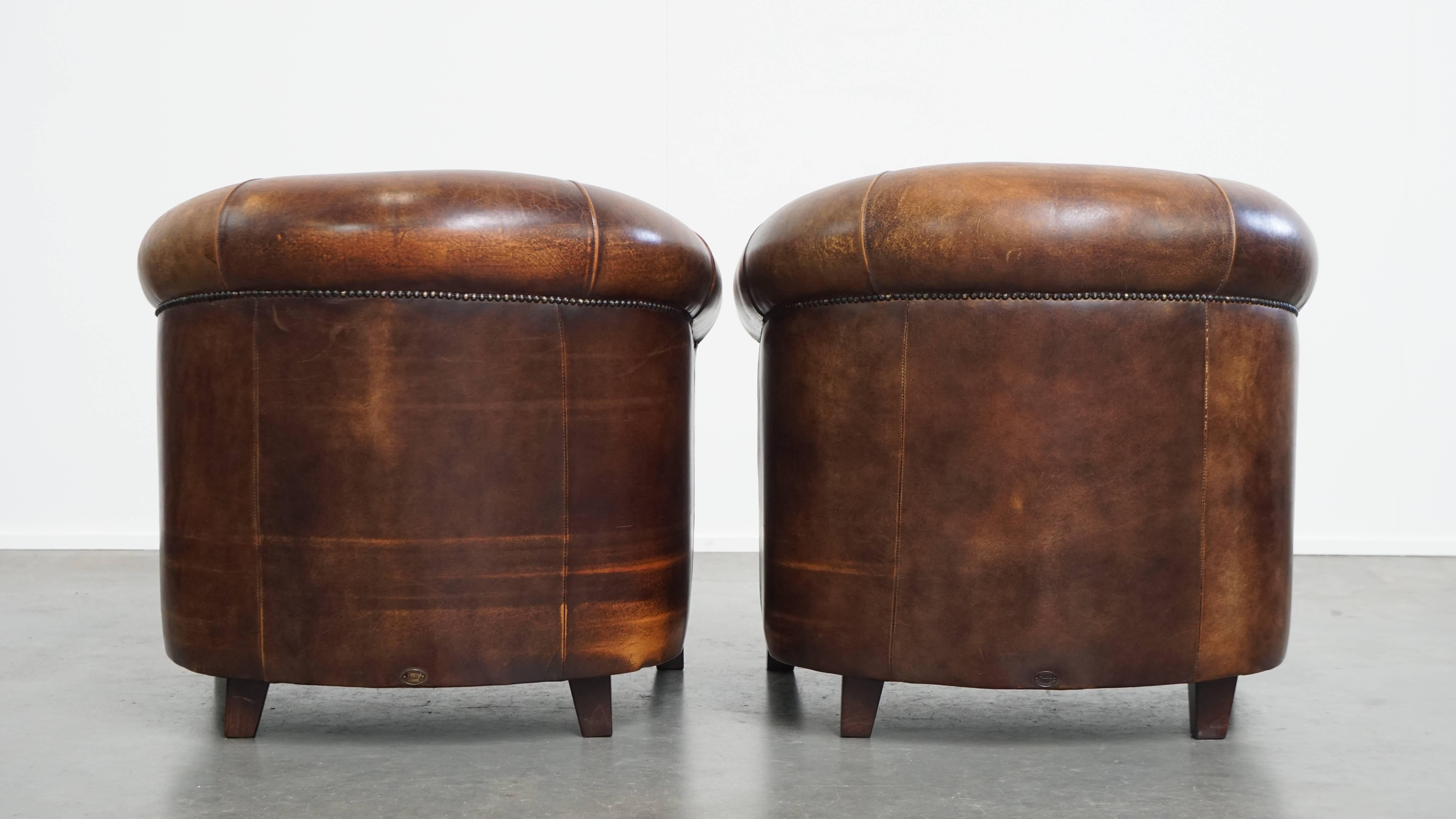 Fait main Ensemble de 4 fauteuils club en cuir de mouton en vente