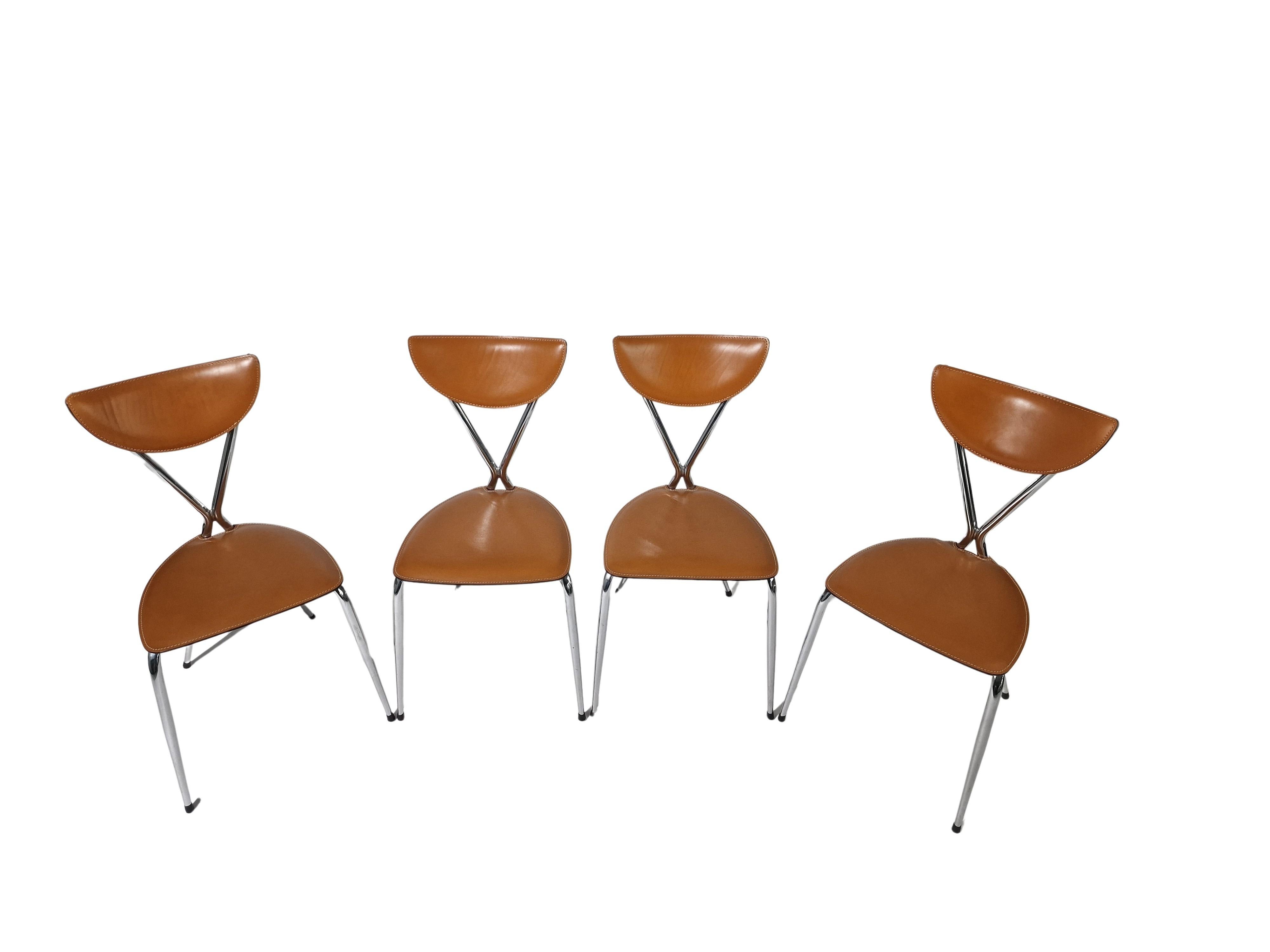 Mid-Century Modern Ensemble de 4 chaises d'appoint Stiletto Bernadina, cuir chromé Arrben, Italie en vente