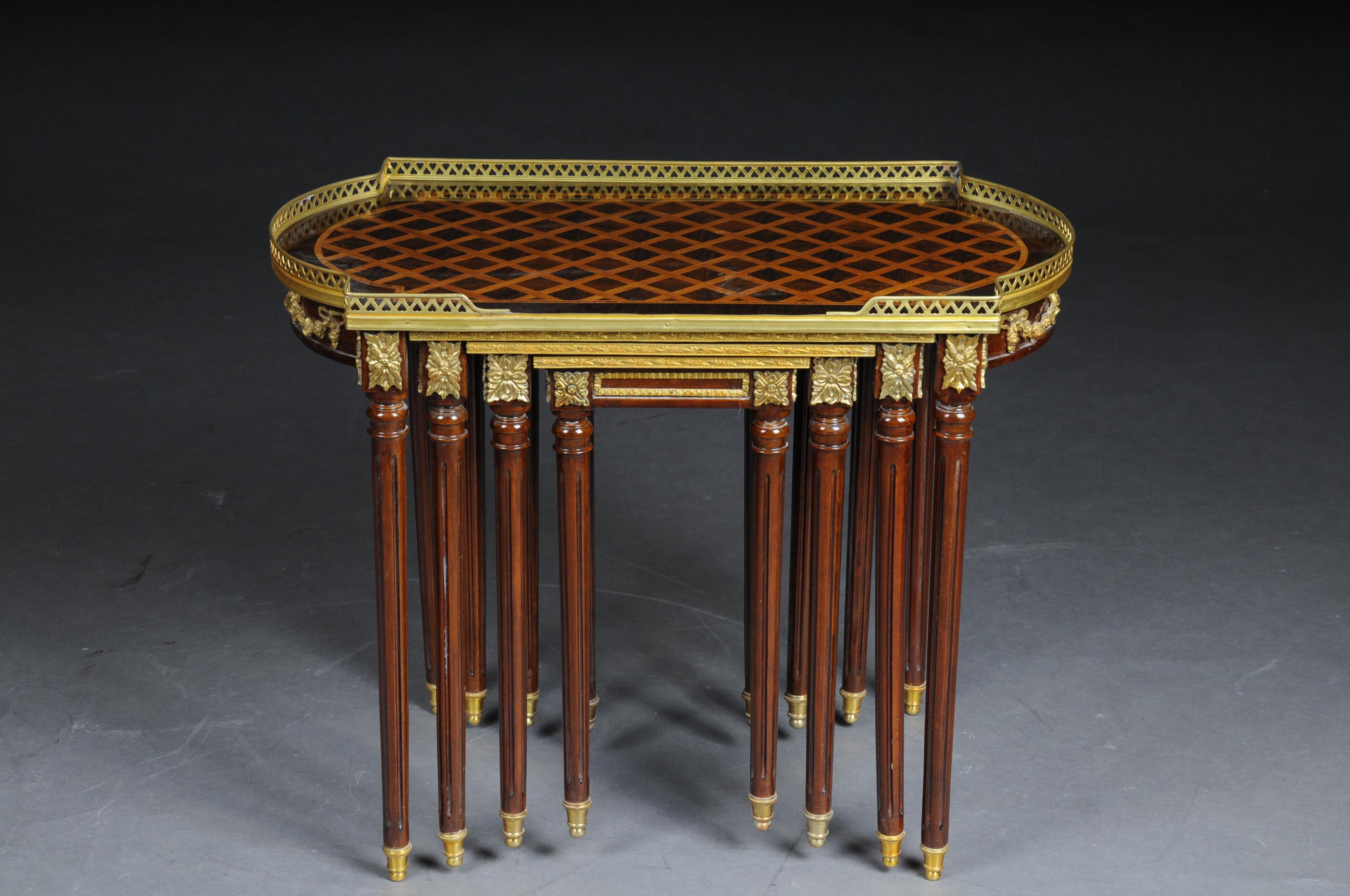 Set of 4 Side Tables Louis Seize XVI m. Marquetry Veneer For Sale 3
