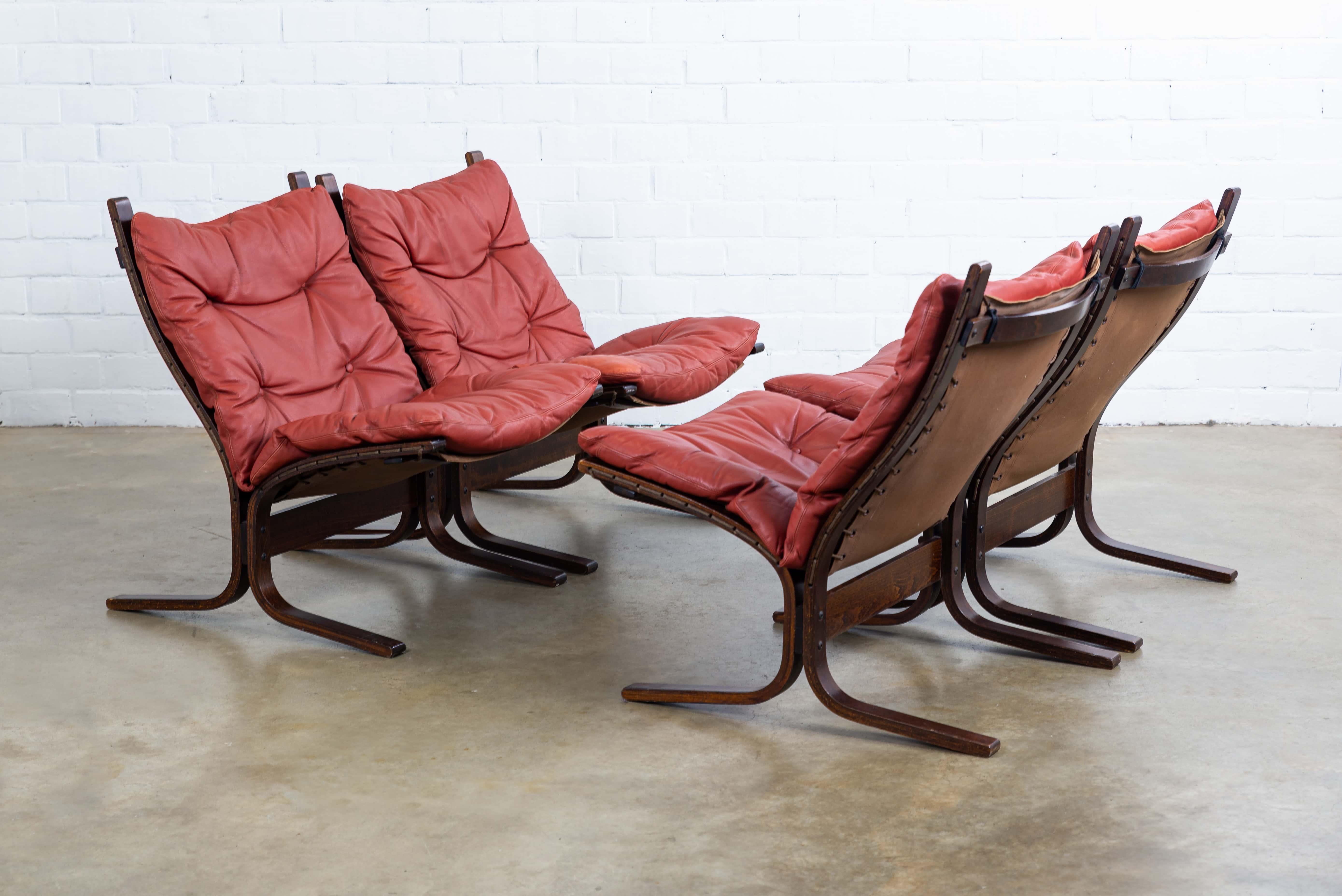Nice set of lounge chairs designed by Ingmar Relling, Norway.
Original version in beautiful vintage condition.