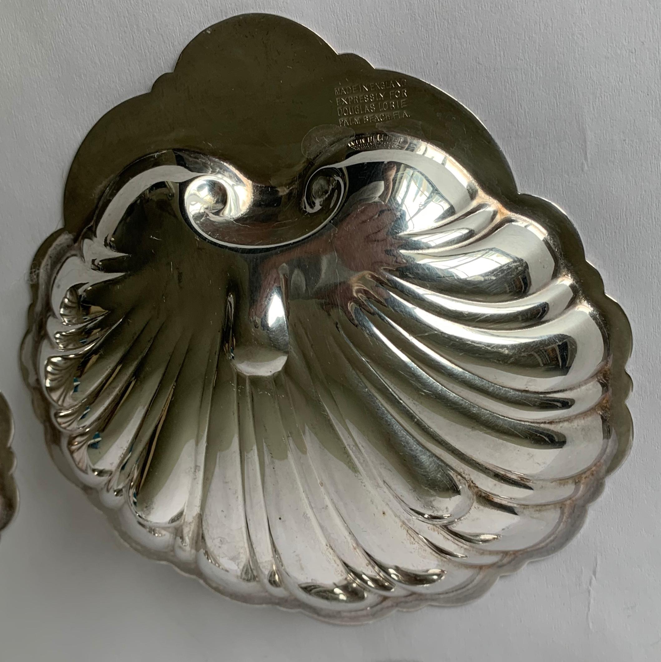 Set of 4 Silver Plated Shell Candy Dishes In Good Condition For Sale In Stamford, CT