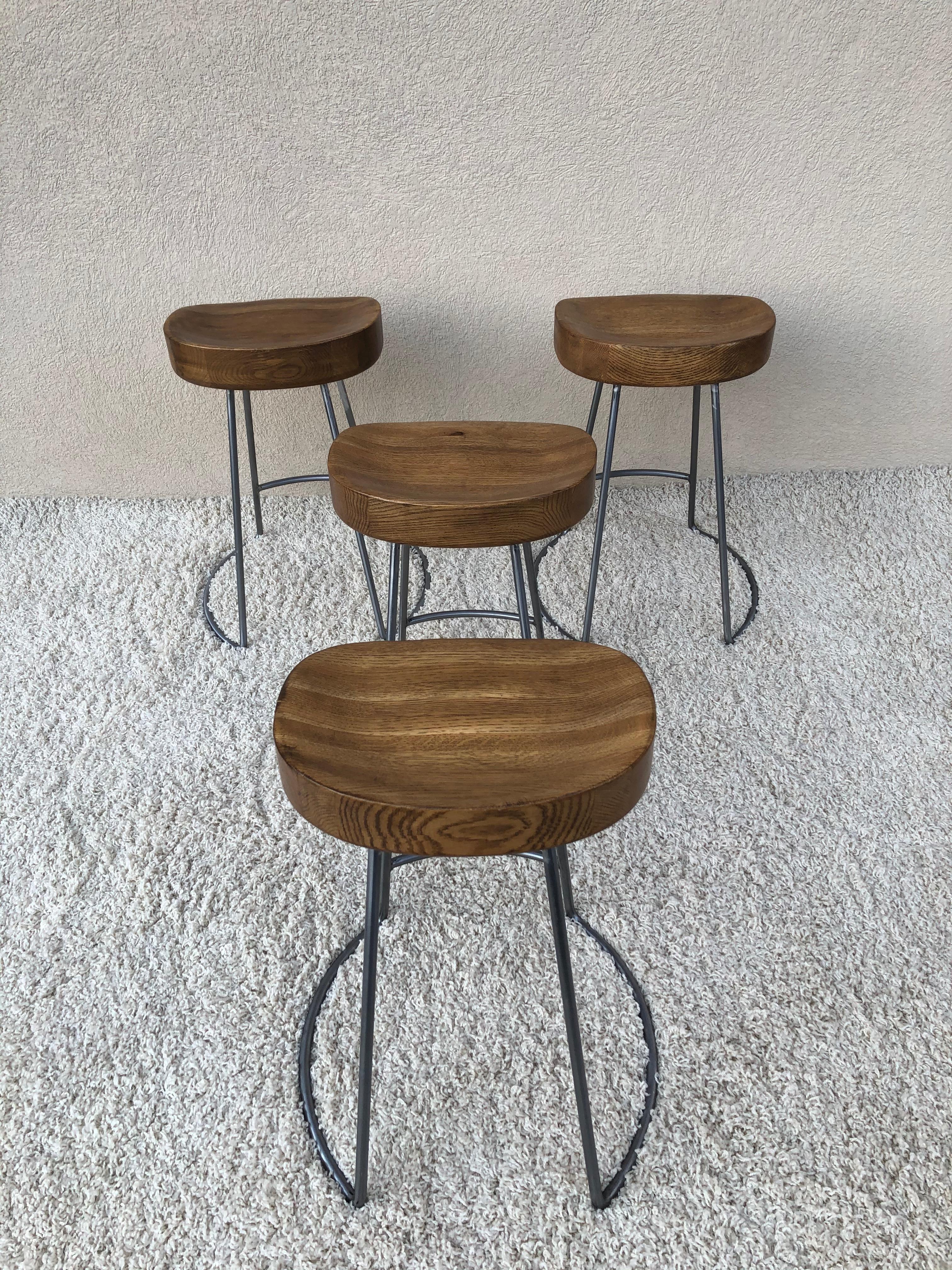 Set of 4 Silver Steel Polish Finish to Bases Solid Oak Top Counter Stools For Sale 2