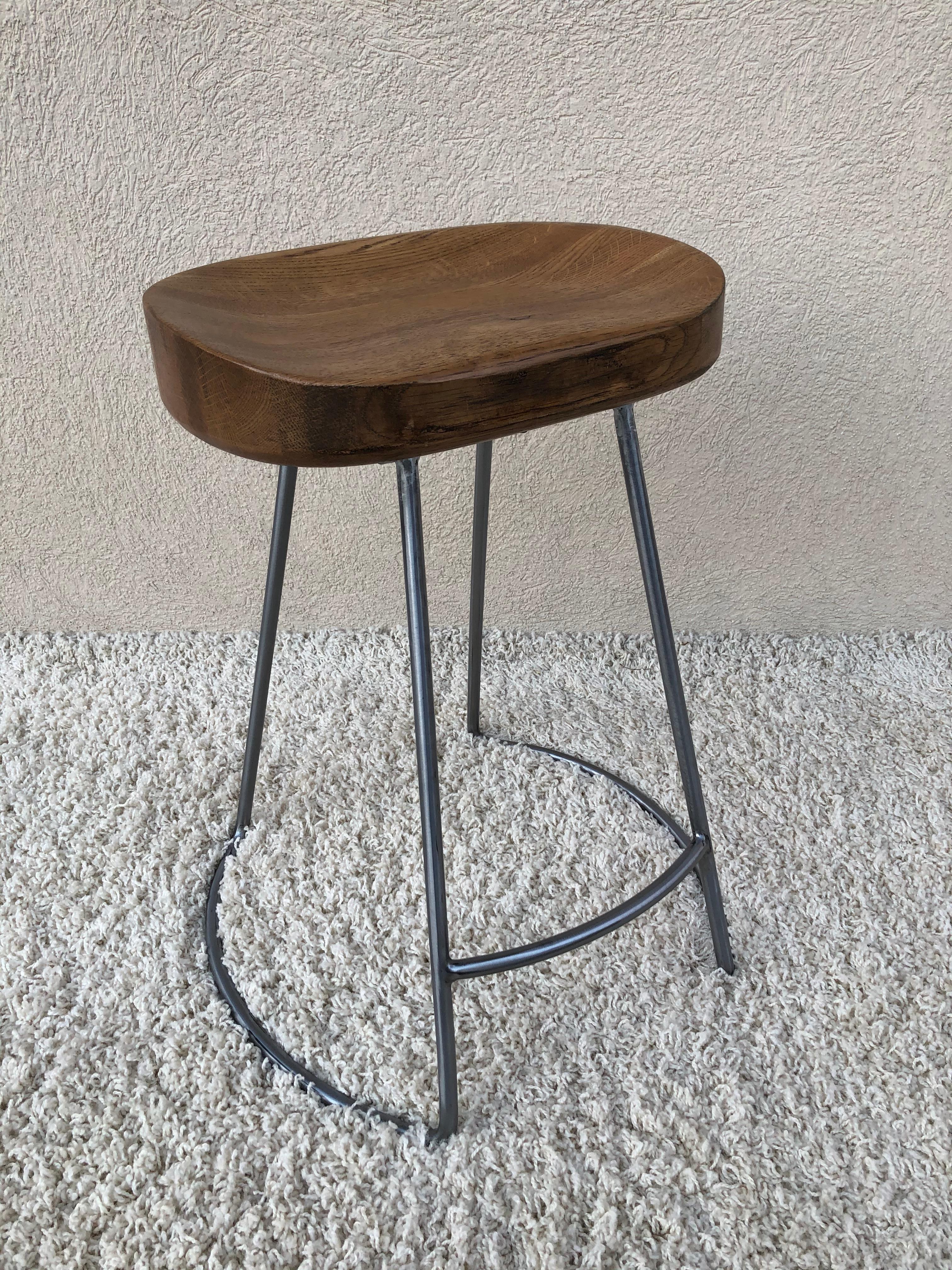 Set of 4 Silver Steel Polish Finish to Bases Solid Oak Top Counter Stools For Sale 6