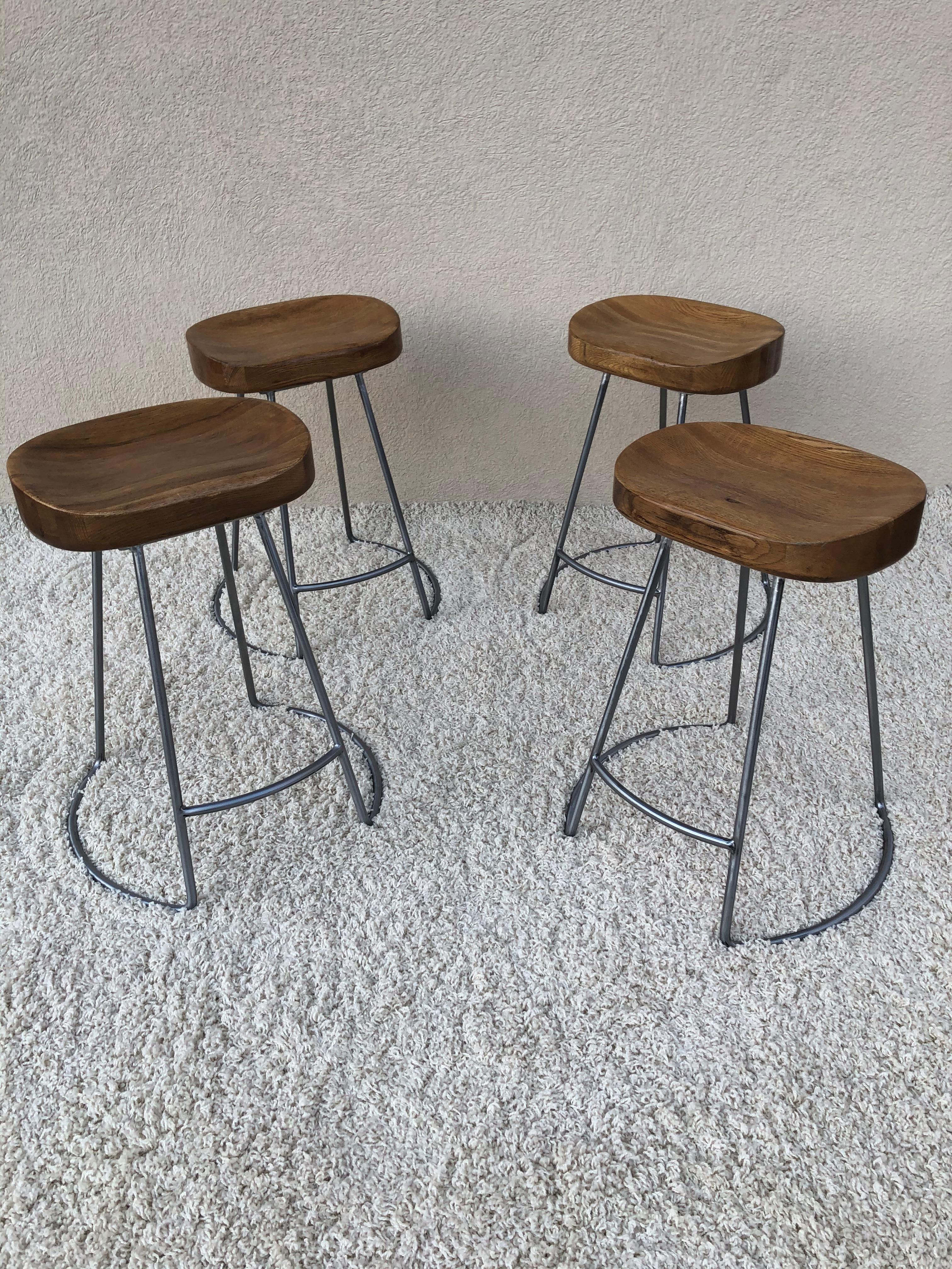 American Set of 4 Silver Steel Polish Finish to Bases Solid Oak Top Counter Stools For Sale