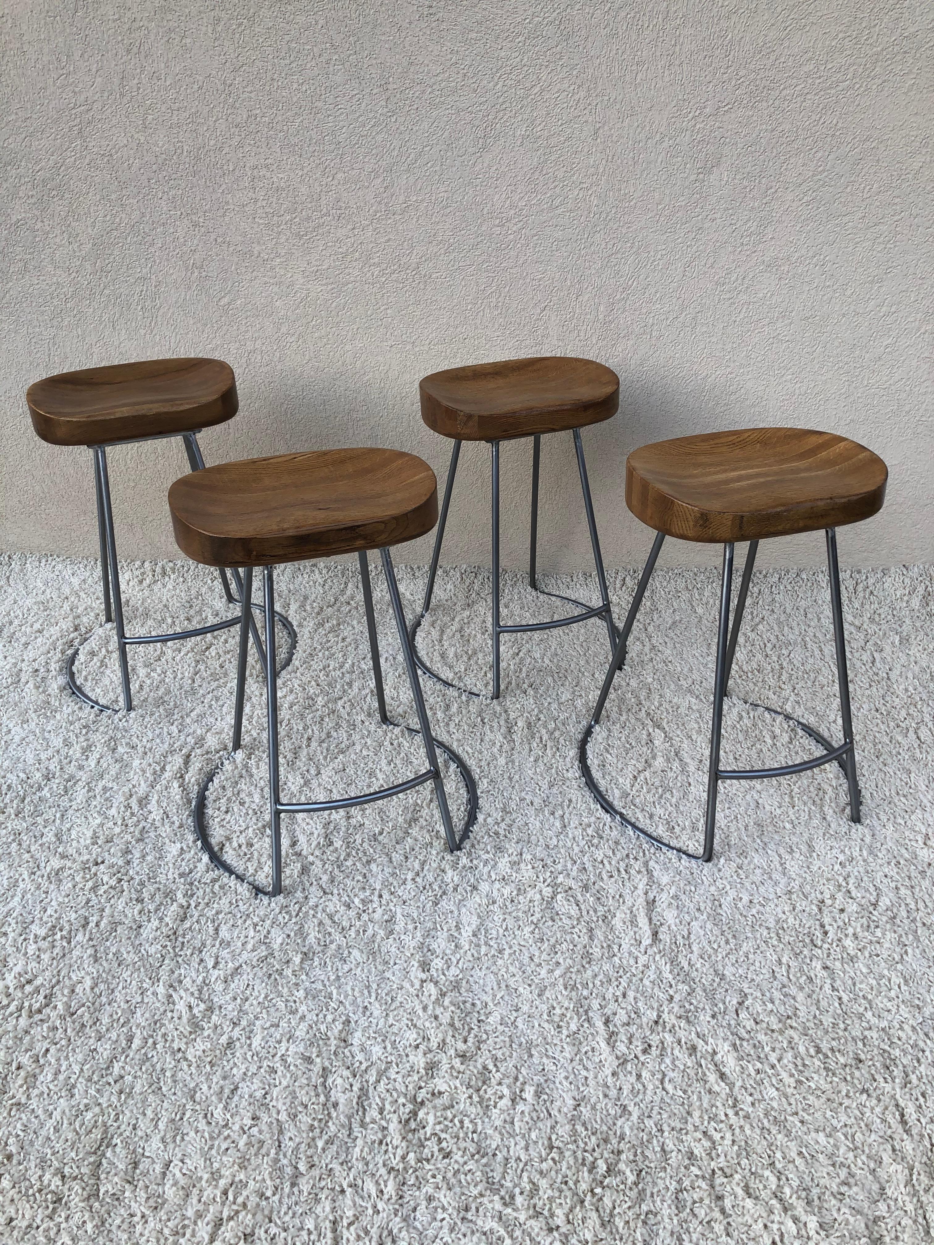 Set of 4 Silver Steel Polish Finish to Bases Solid Oak Top Counter Stools For Sale 1
