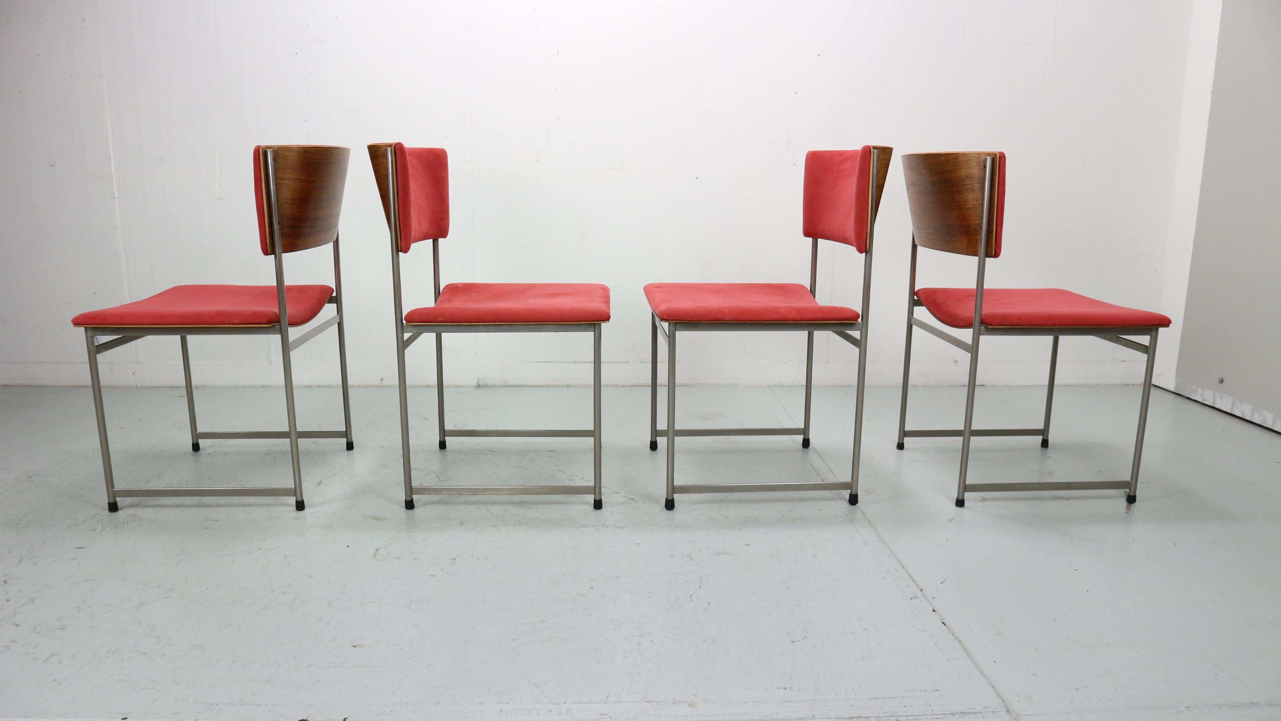 Ensemble de 4 chaises de salle à manger SM08 de Cees Braakman pour Pastoe, Pays-Bas, années 1960 en vente 8