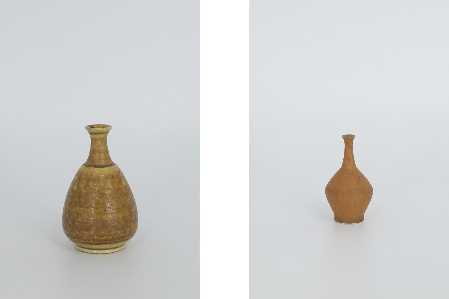 Scandinave moderne Lot de 4 petits vases en grès brun de collection The Moderns MODERNITY en vente