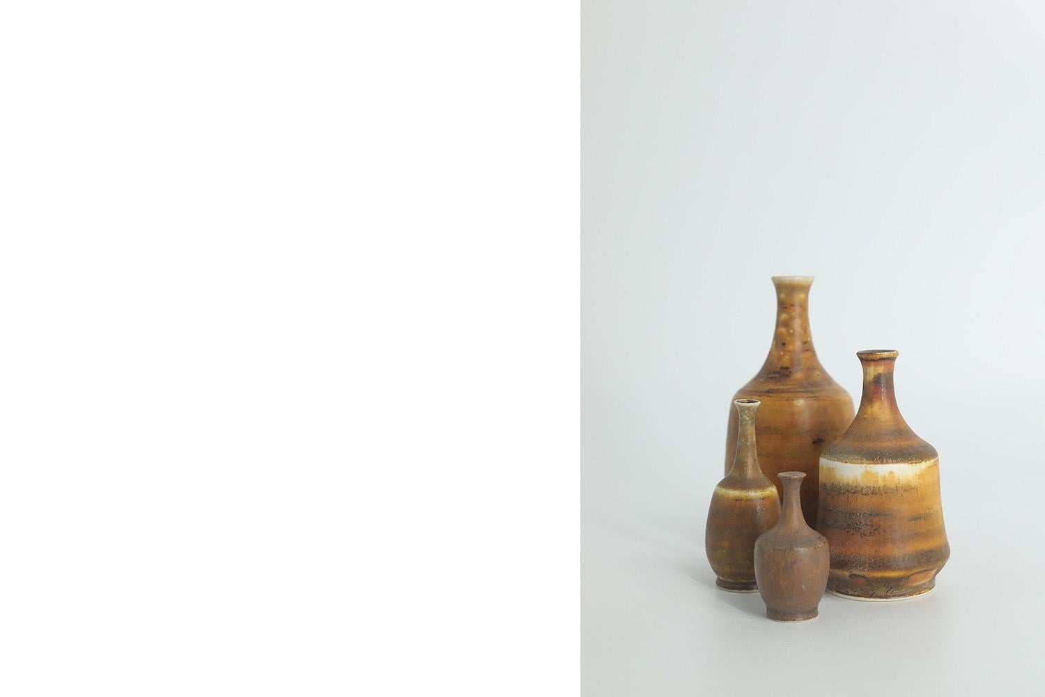 Set of 4 Small MidCentury Swedish Modern Collectible Honey Brown Stoneware Vase  For Sale 2
