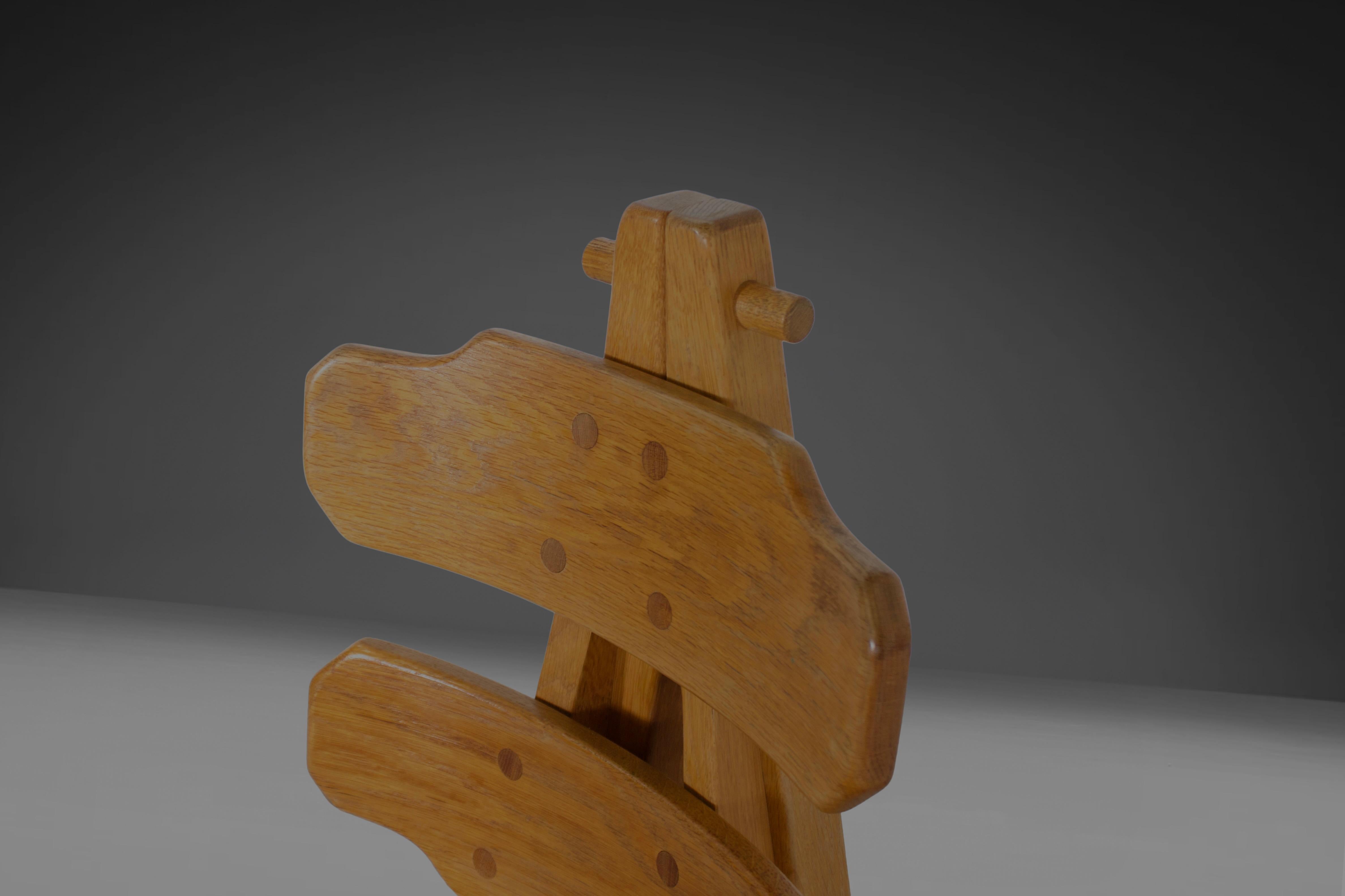 Legno Set di 4 sedie brutaliste in Oak massiccio, anni '70 in vendita