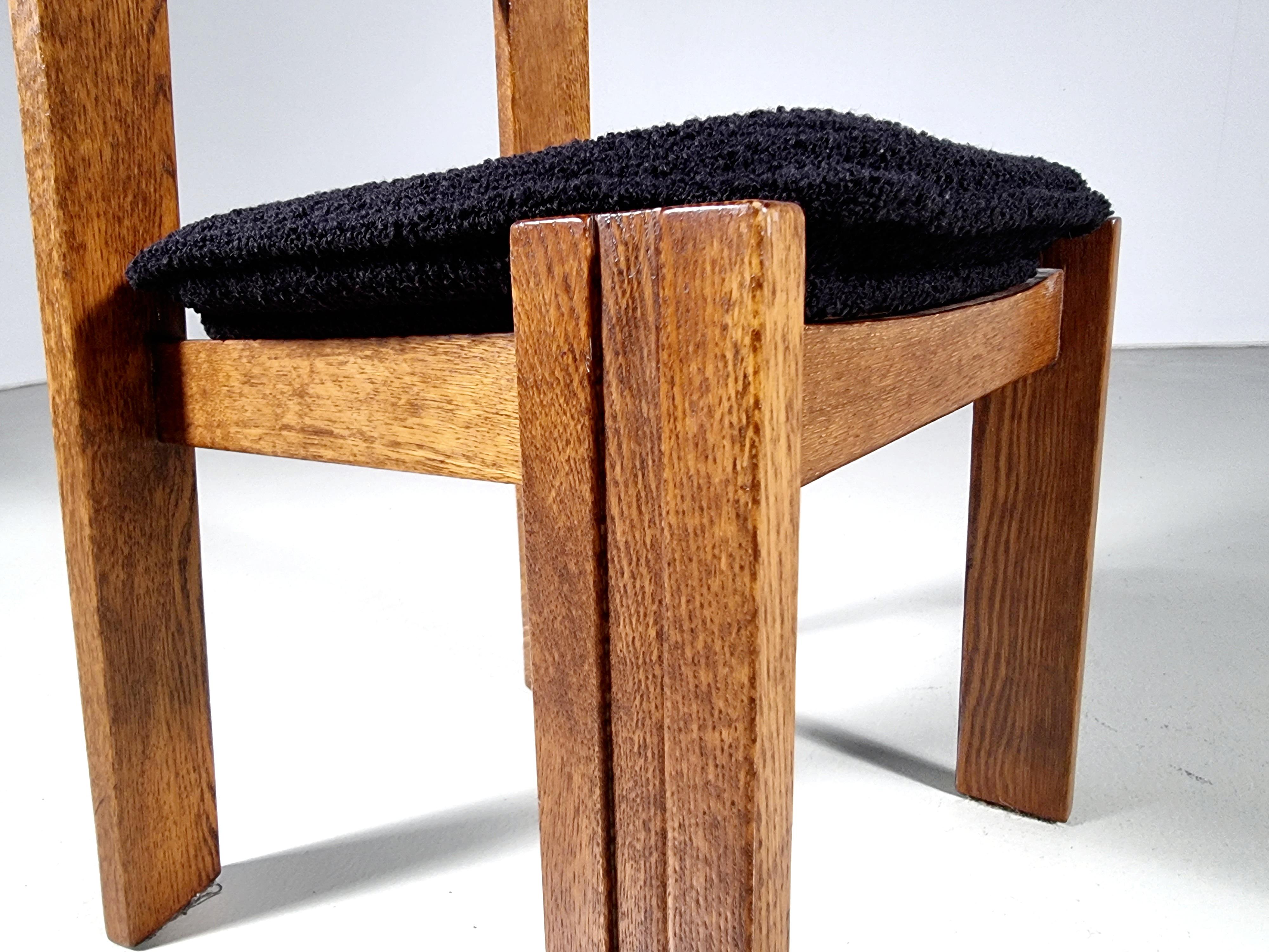 Set of 4 Solid Oak and black bouclé Brutalist Dining Chairs, the Netherlands 6