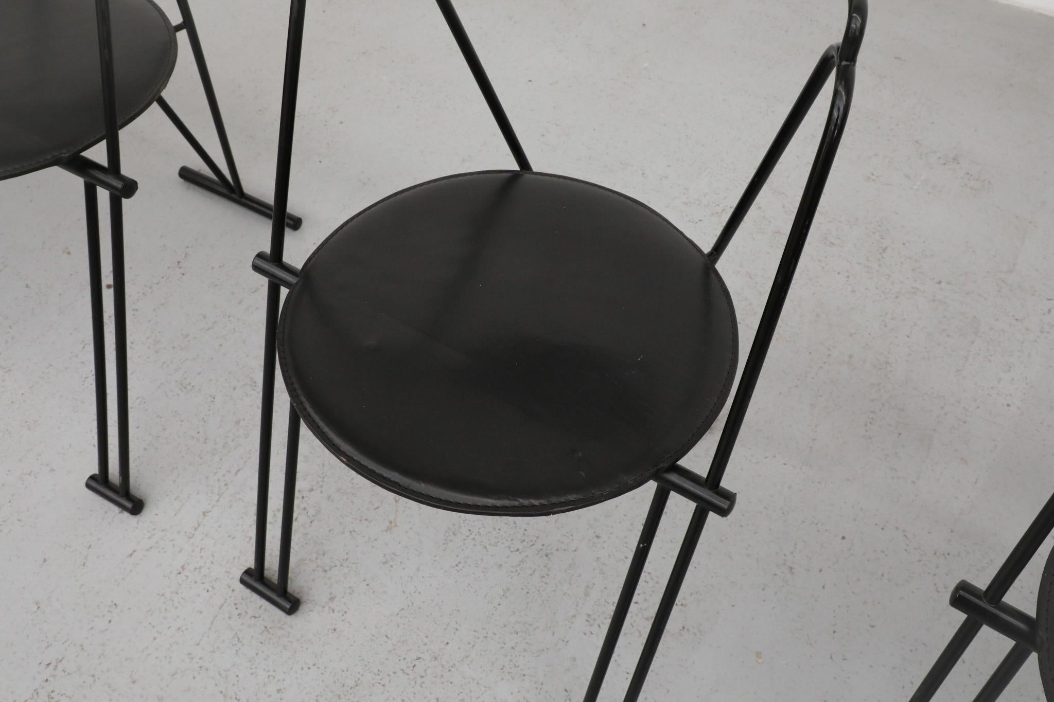 Satz von 4 von Sottsass inspirierten Esszimmerstühlen im Memphis-Stil im Angebot 5