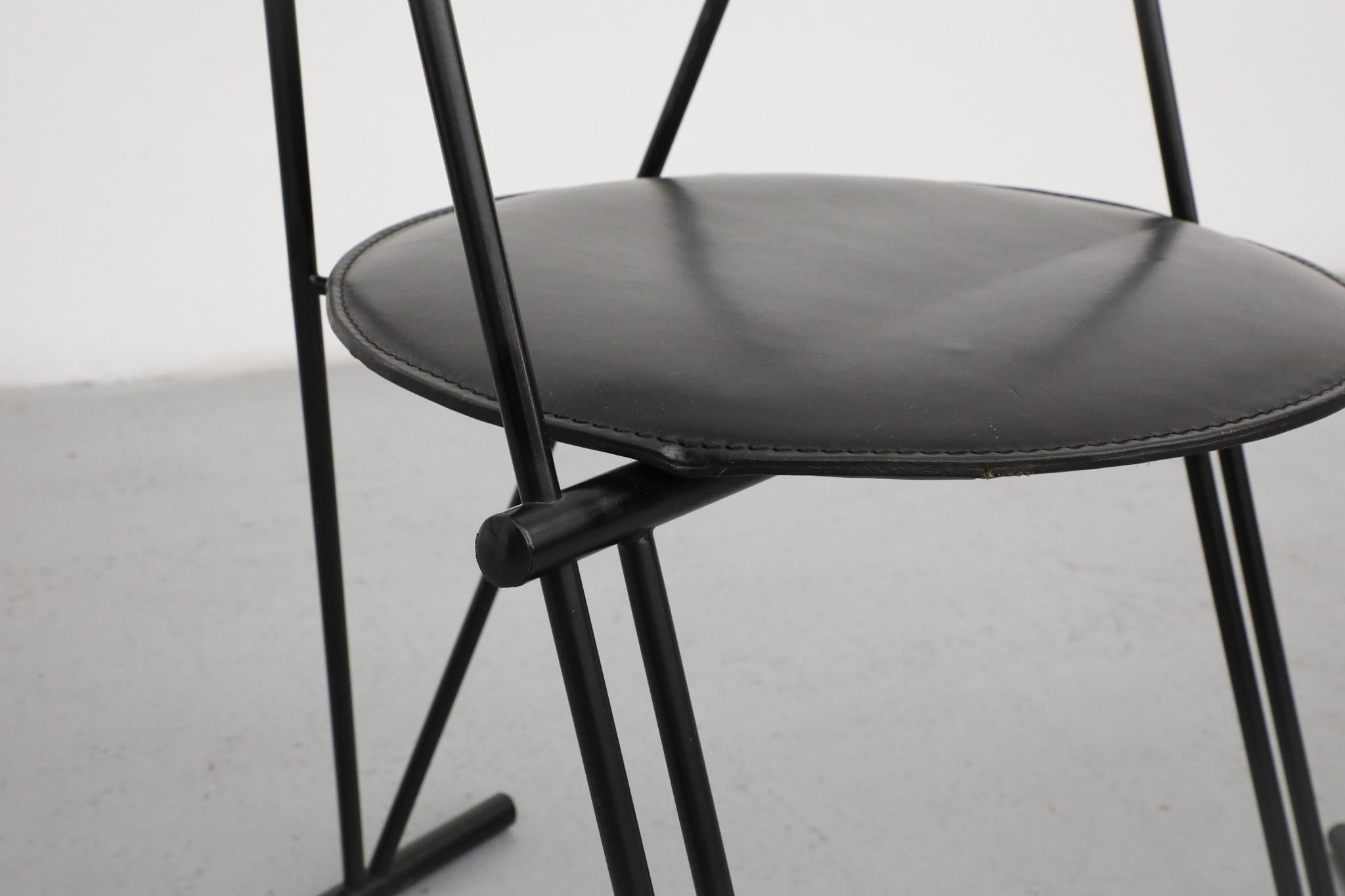 Satz von 4 von Sottsass inspirierten Esszimmerstühlen im Memphis-Stil im Angebot 9