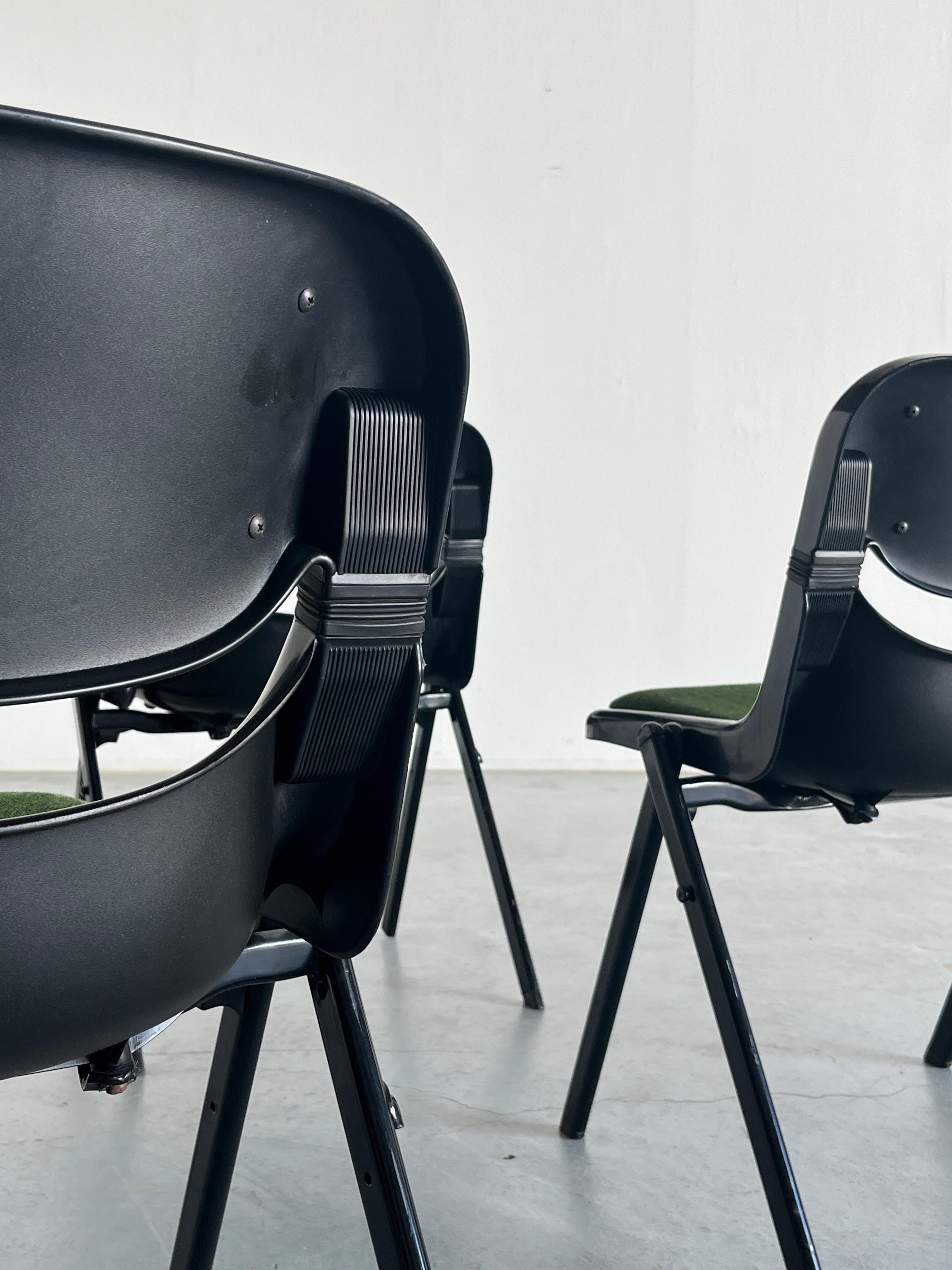 Conjunto de 4 sillas de escritorio Space Age de Giancarlo Piretti y Emilio Ambasz para Dorsal en venta 6