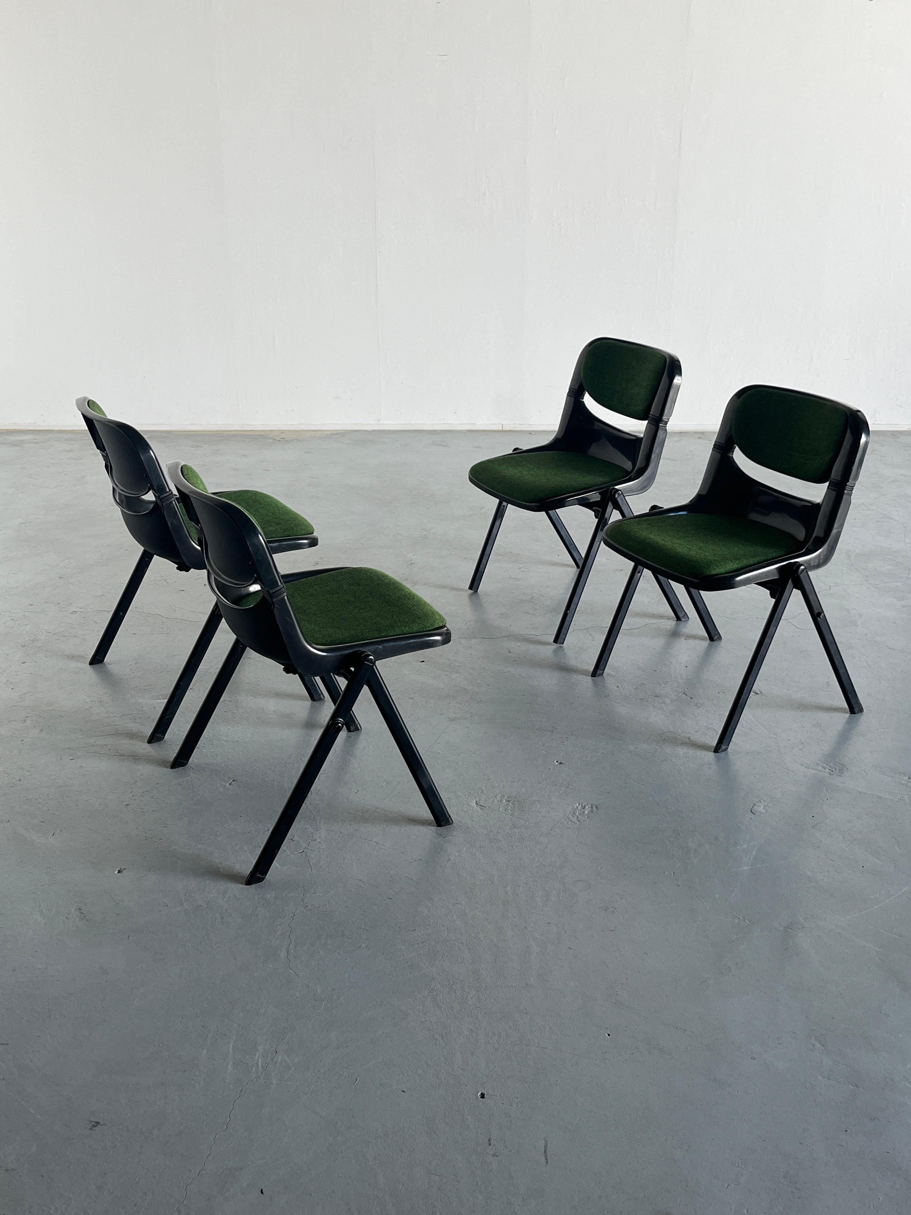Conjunto de 4 sillas de escritorio Space Age de Giancarlo Piretti y Emilio Ambasz para Dorsal en Bueno estado para la venta en Zagreb, HR