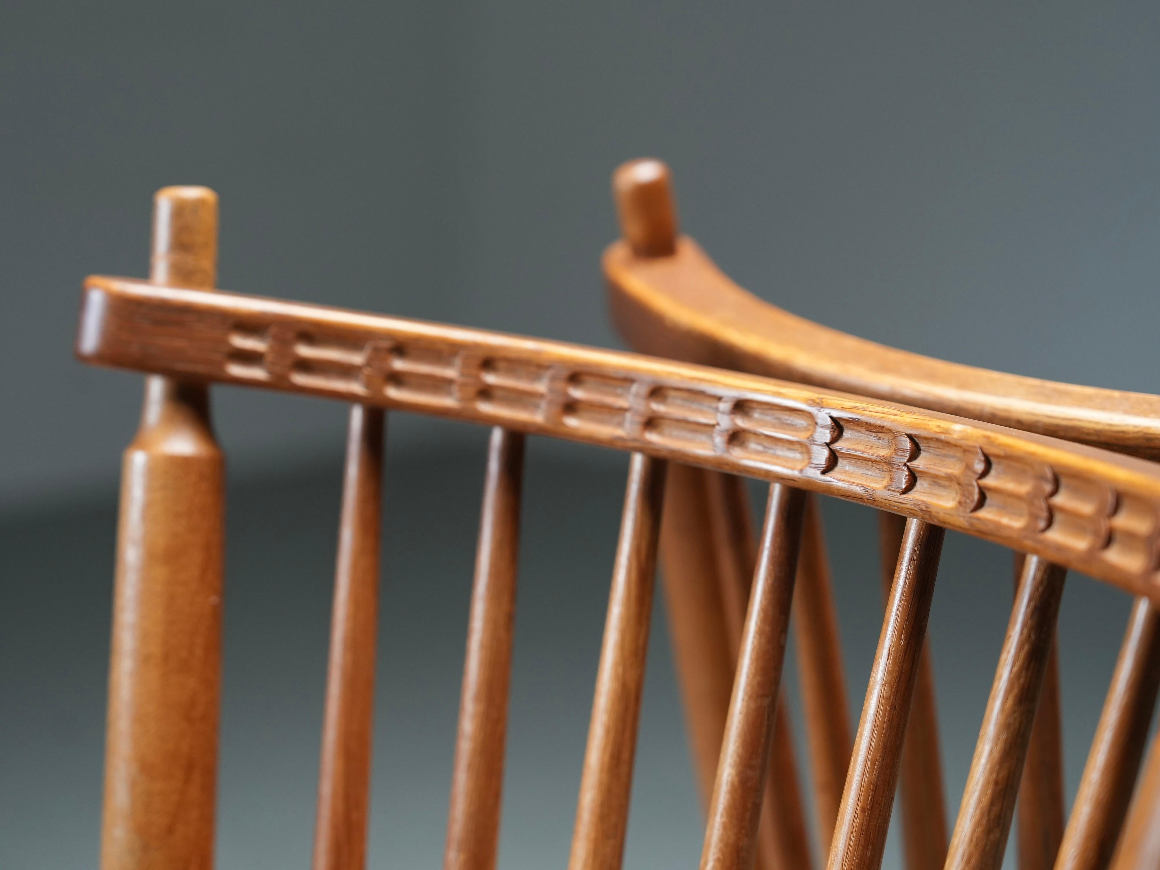 20ième siècle Ensemble de 4 chaises à dossier fuseau en Oak par De Ster Gelderland, années 1960 en vente
