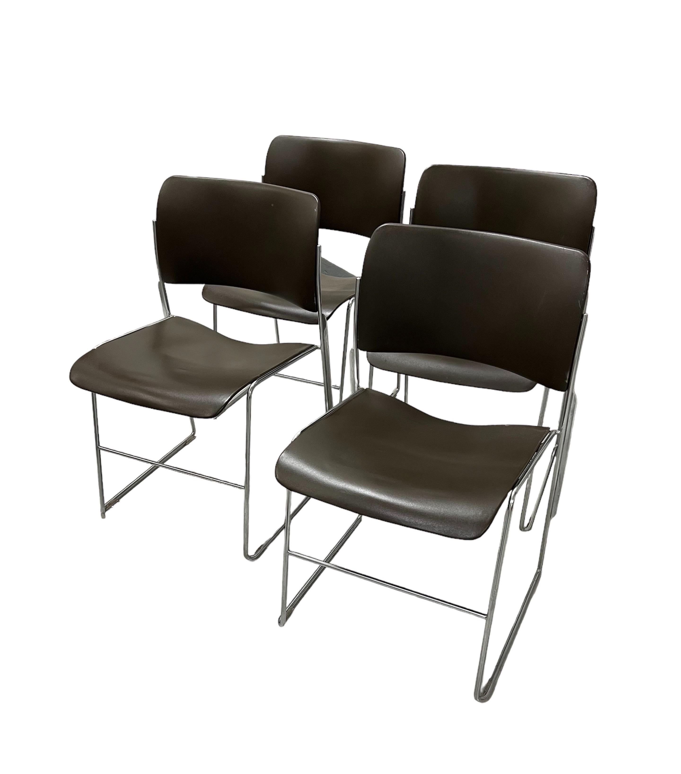 Set of 4 Stackable 40/4 Chairs By David Rowland in Dark Brown For Sale 1