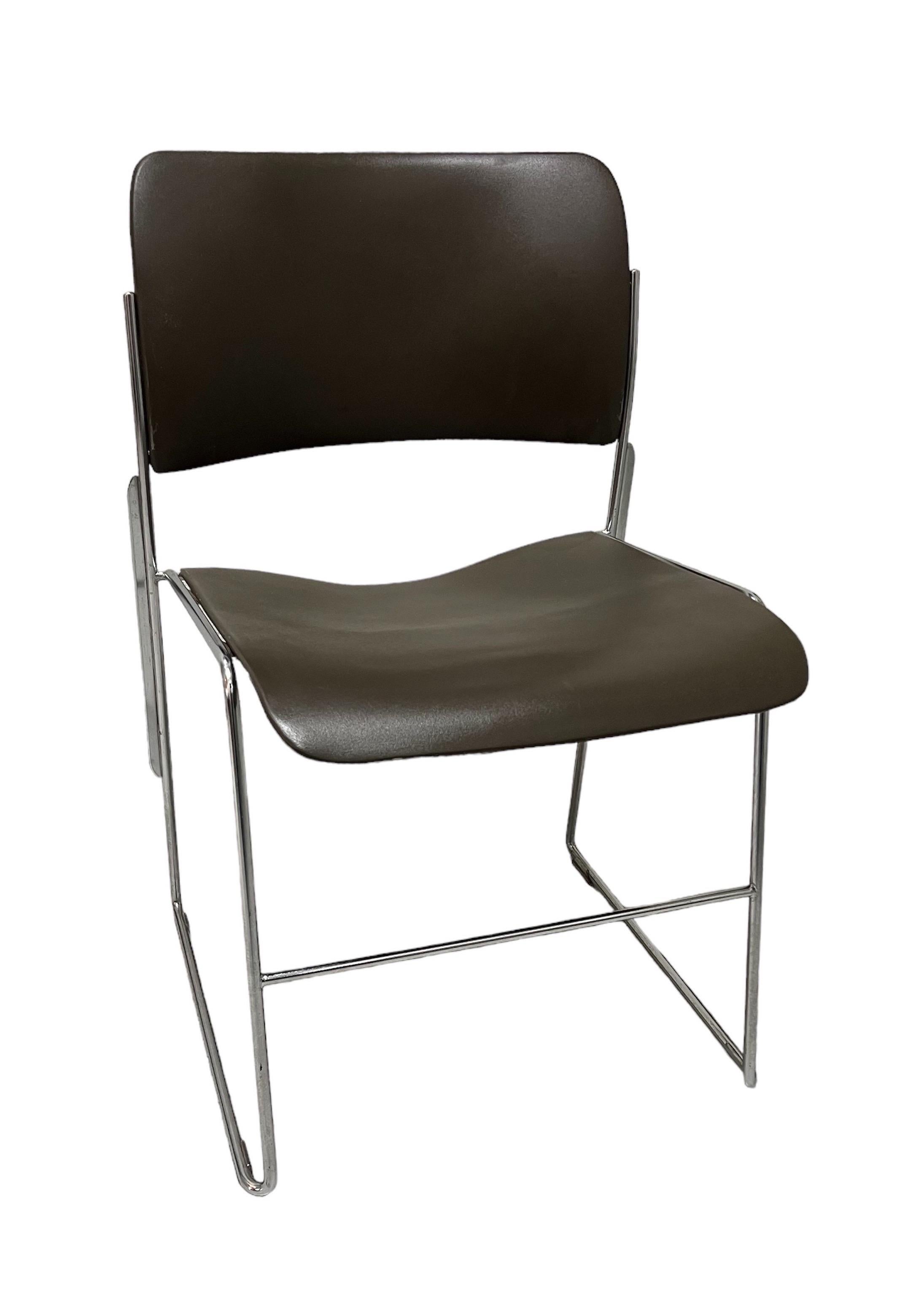 American Set of 4 Stackable 40/4 Chairs By David Rowland in Dark Brown For Sale