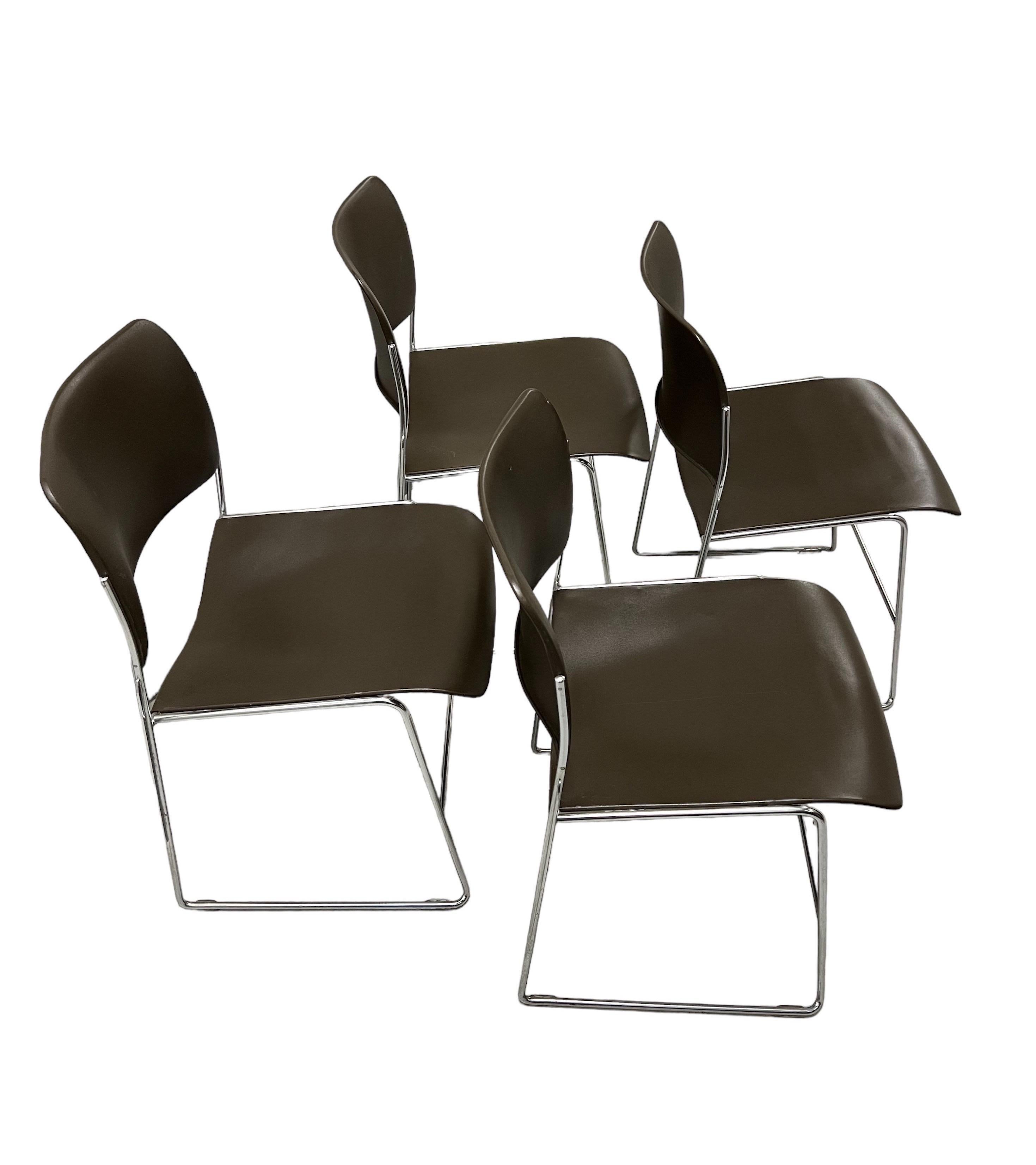 Mid-20th Century Set of 4 Stackable 40/4 Chairs By David Rowland in Dark Brown For Sale