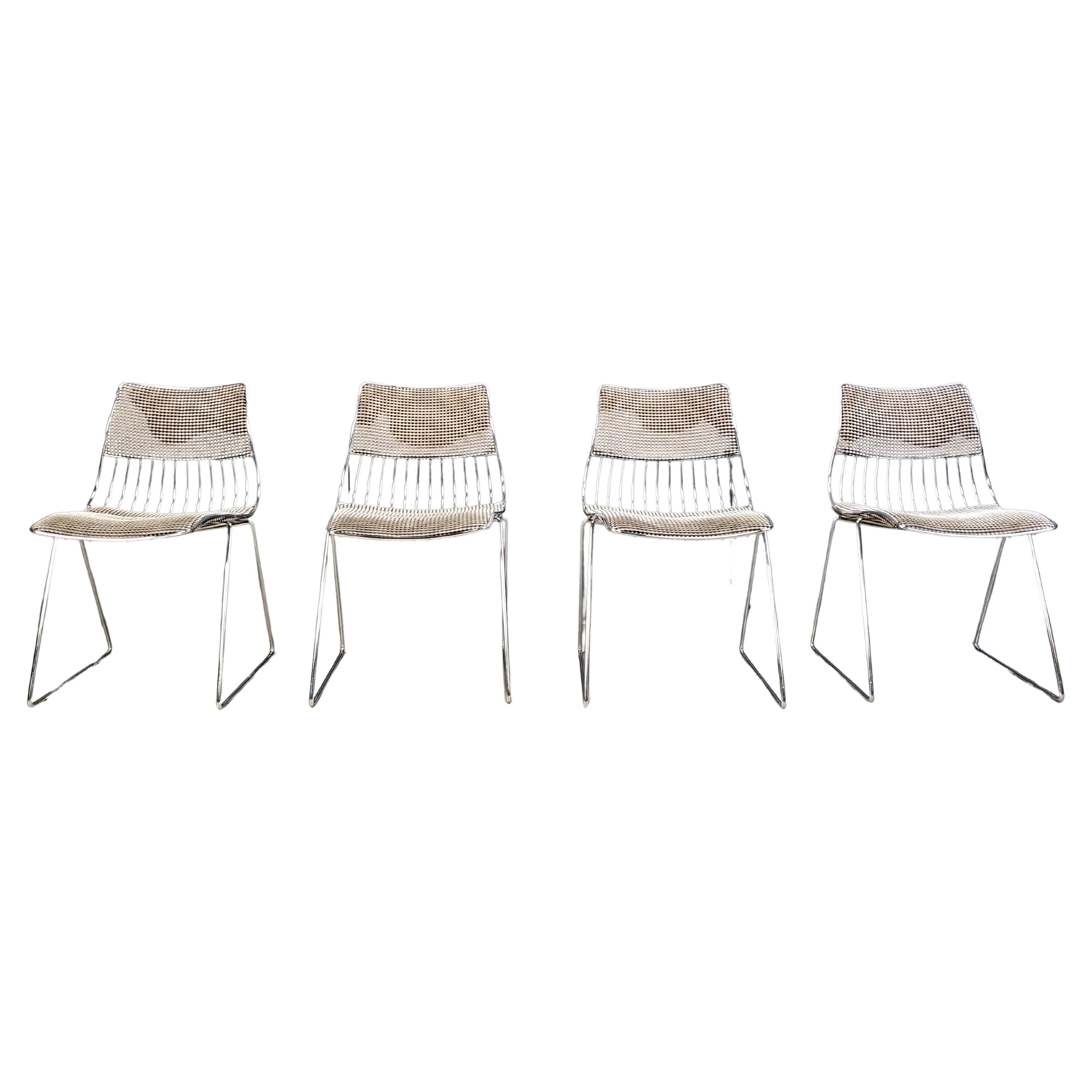 Juego de 4 sillas de comedor apilables de Rudi Verelst para Novalux, años 70 en venta