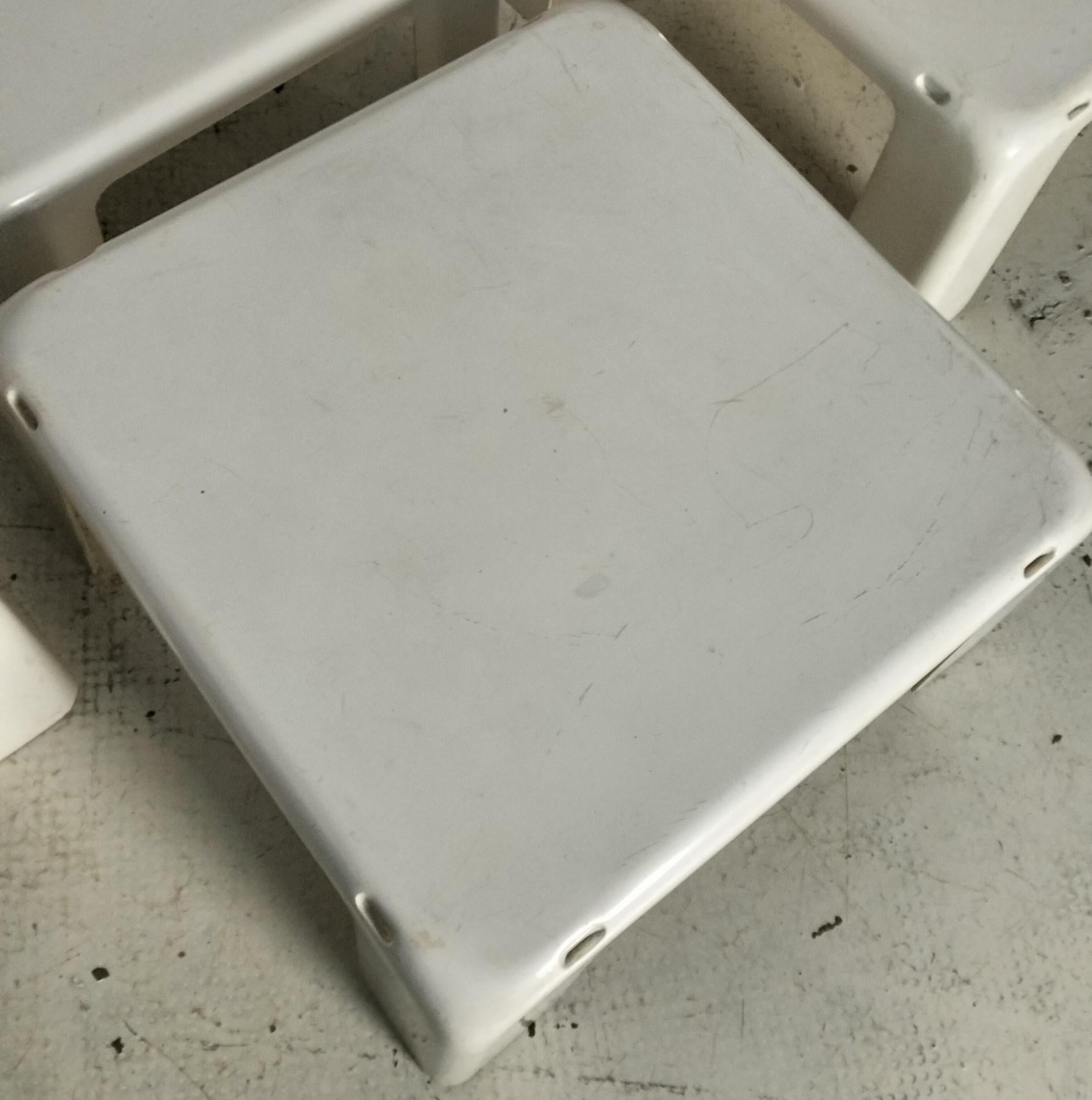 Set of 4 stackable nesting tables “I 4 gatti” by M.Bellini - C&B Italia 70S For Sale 8