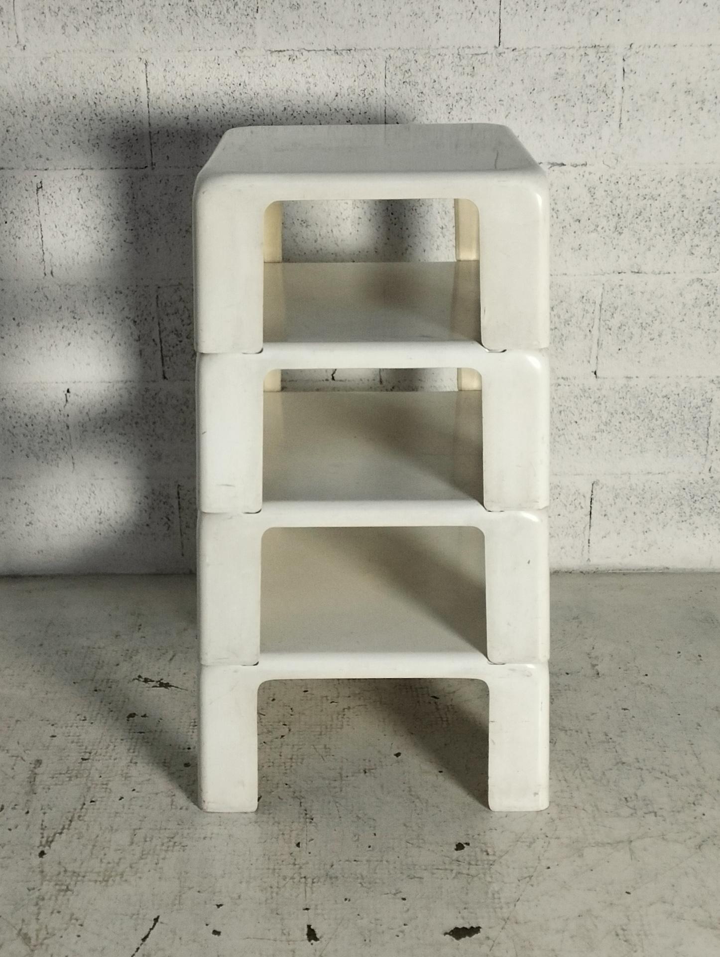 Mid-Century Modern Set of 4 stackable nesting tables “I 4 gatti” by M.Bellini - C&B Italia 70S For Sale