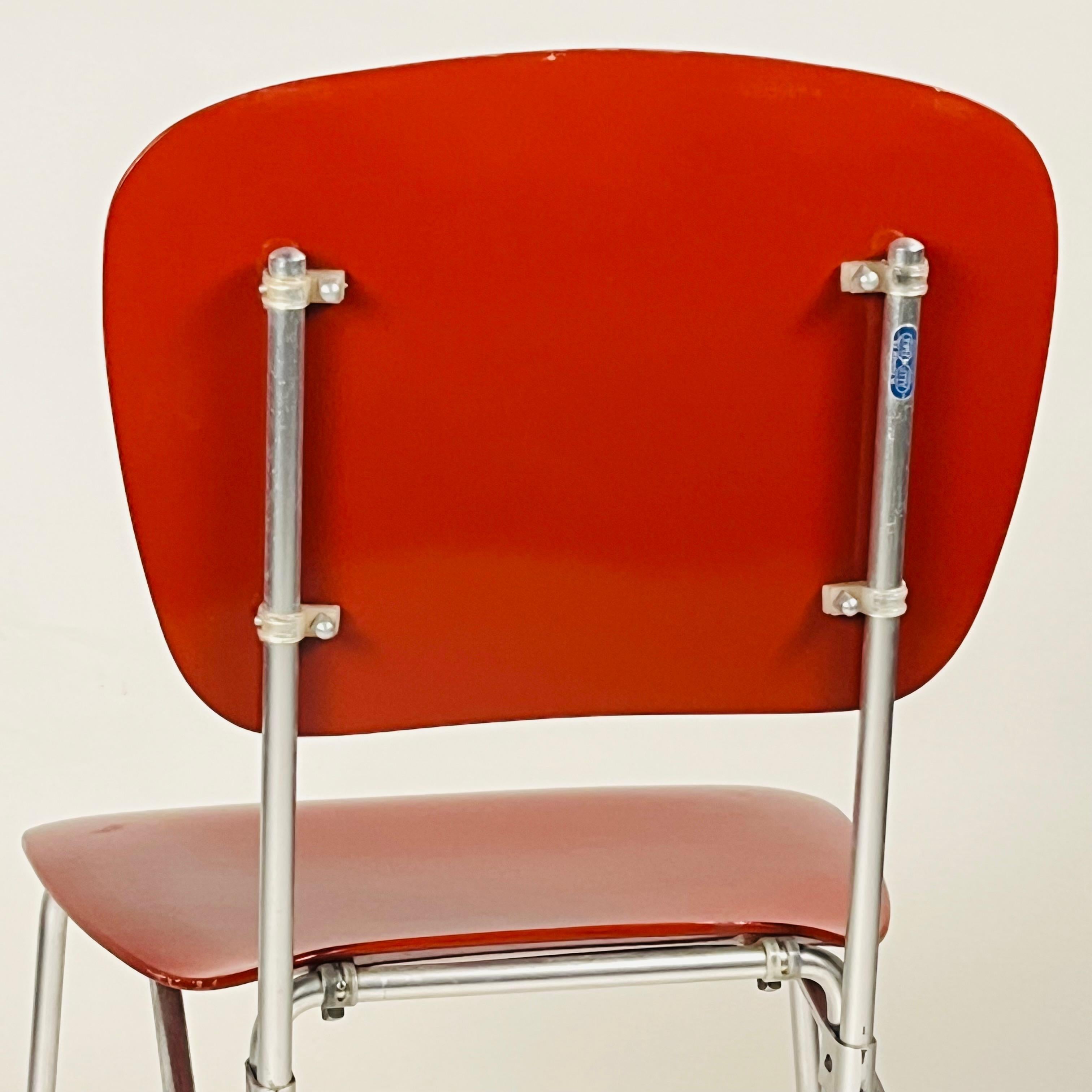Ensemble de 4 chaises empilables par Armin Wirth et Aluflex, années 1950  en vente 7