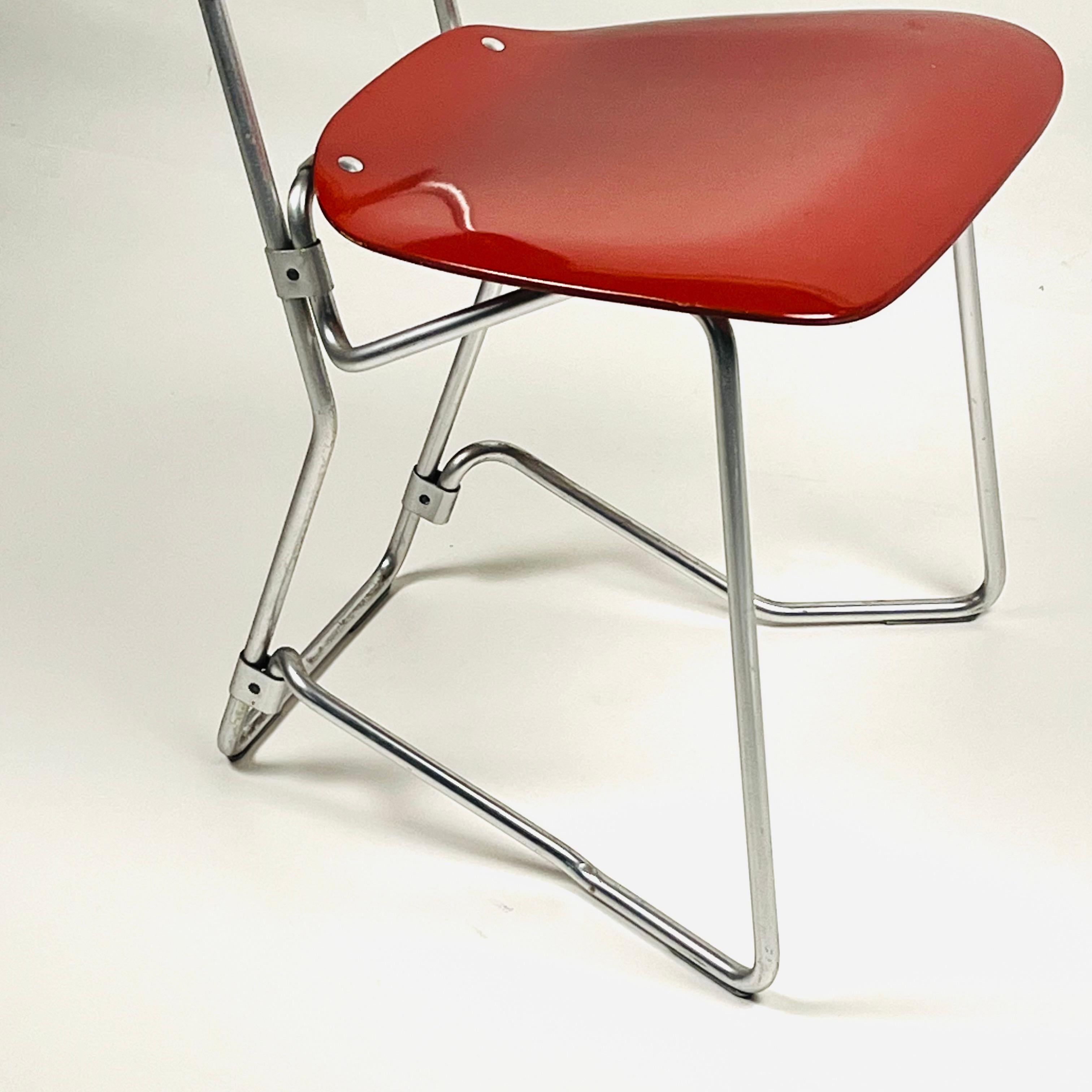 Ensemble de 4 chaises empilables par Armin Wirth et Aluflex, années 1950  en vente 2