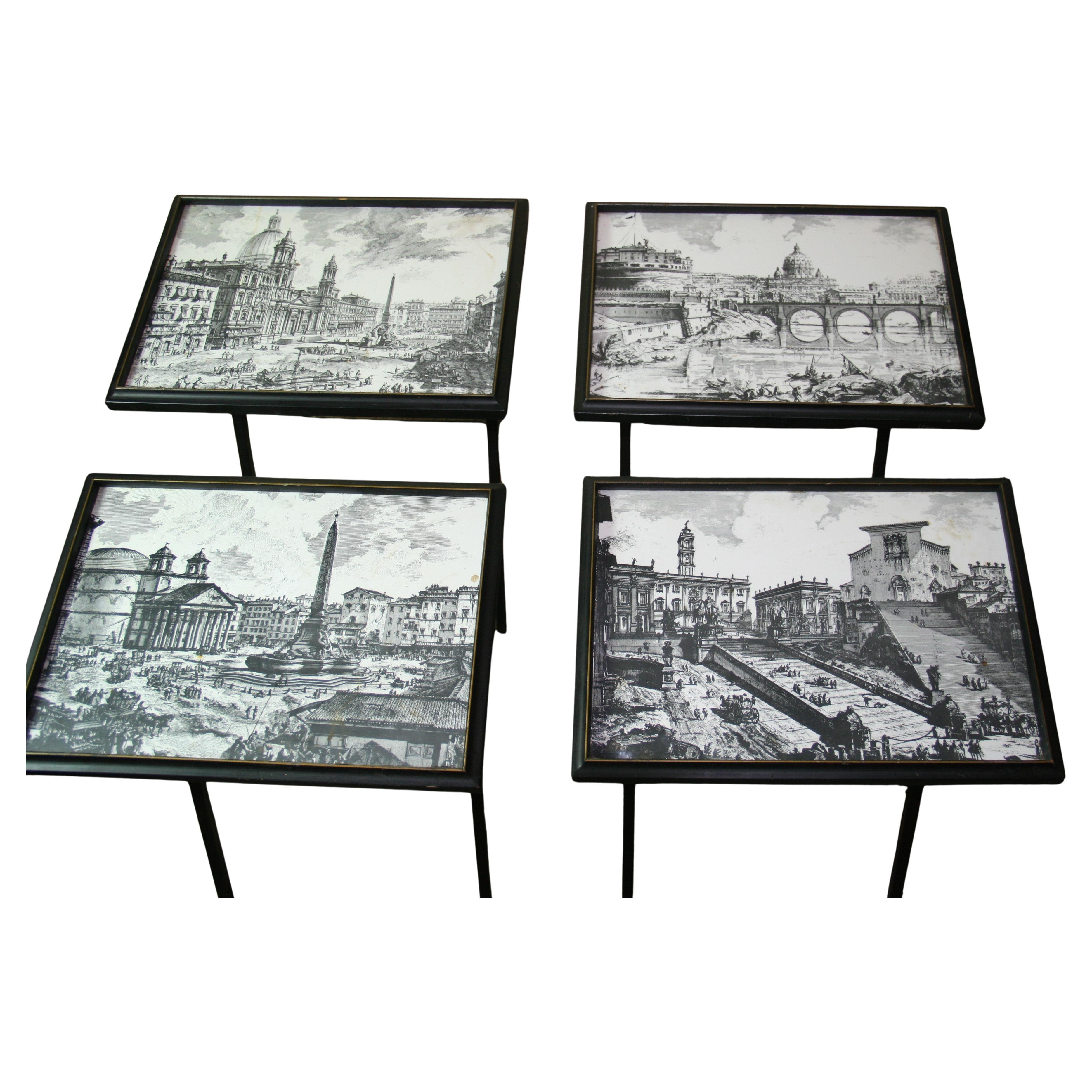Ensemble de 4 tables empilables avec plateaux imprimés Piranesi par Artex Green en vente